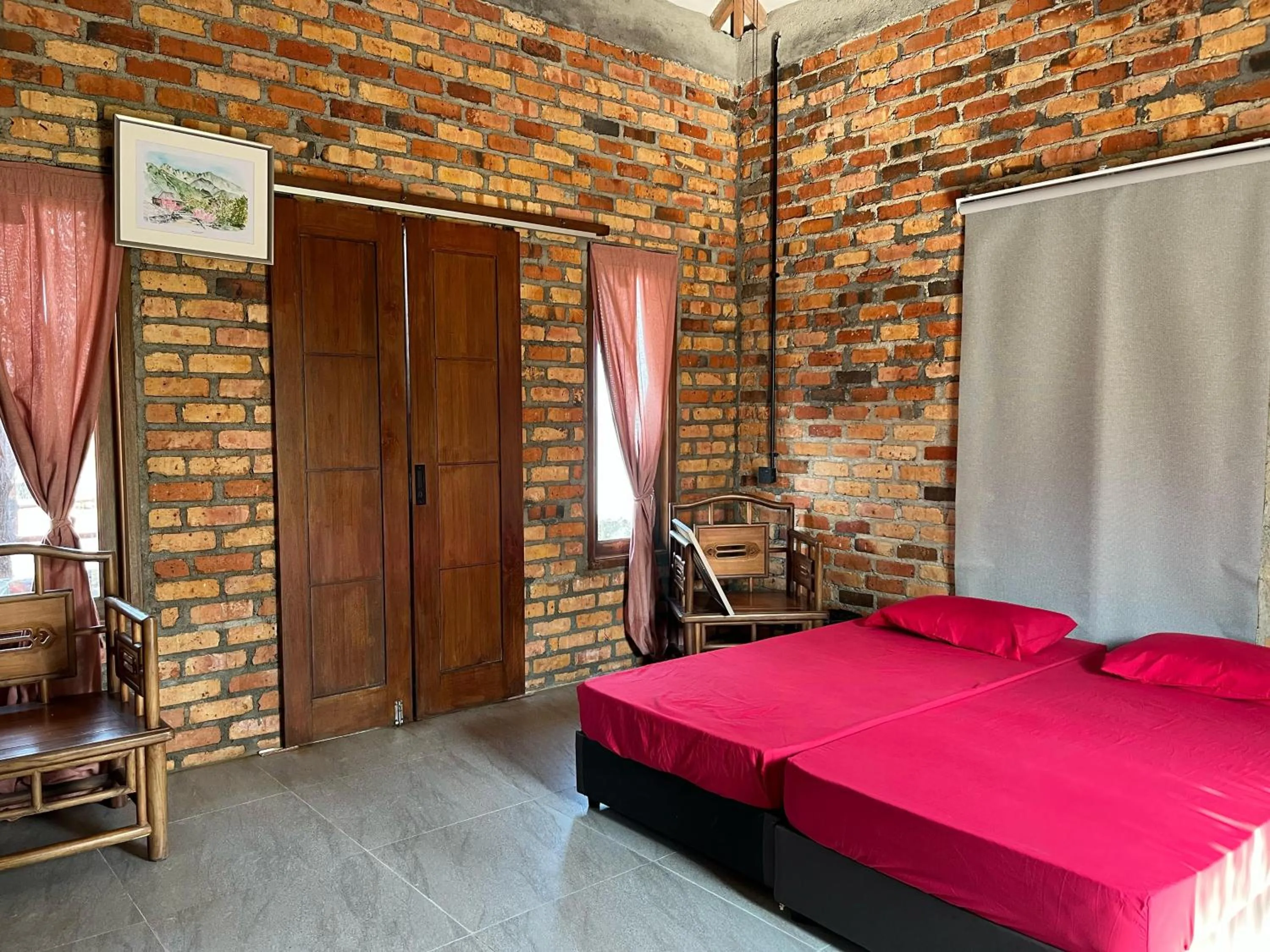 Bed in LooLa Adventure Resort