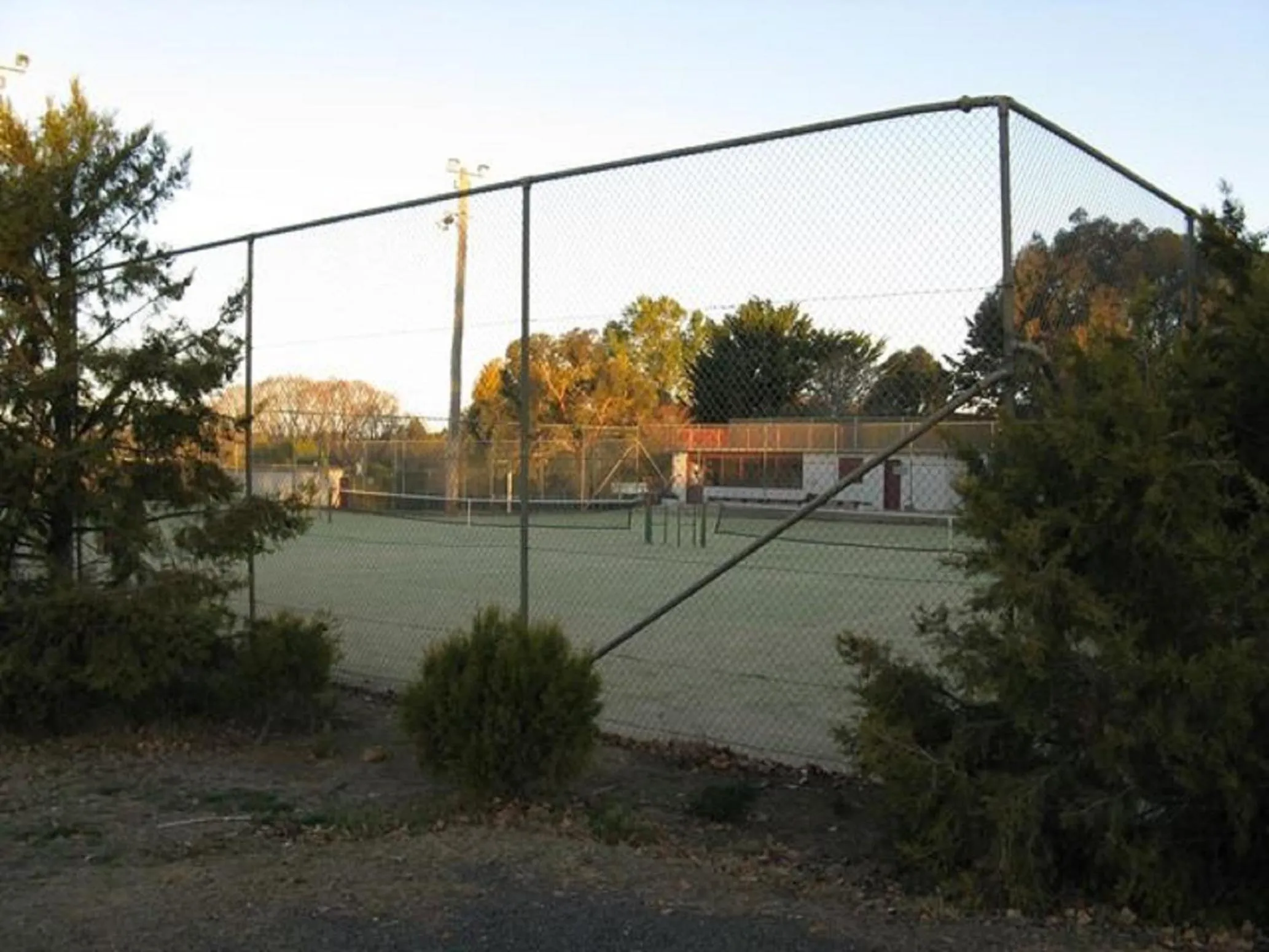 Tennis court in The Federal Hotel