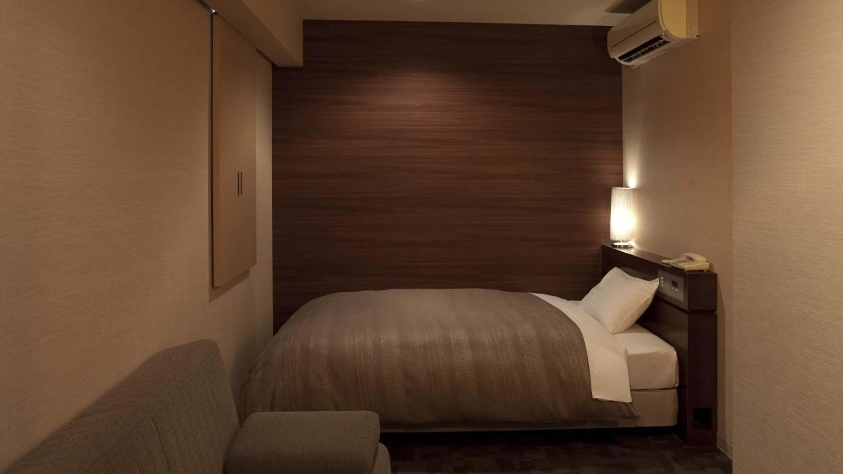 Photo of the whole room, Bed in Center Hotel Toyota