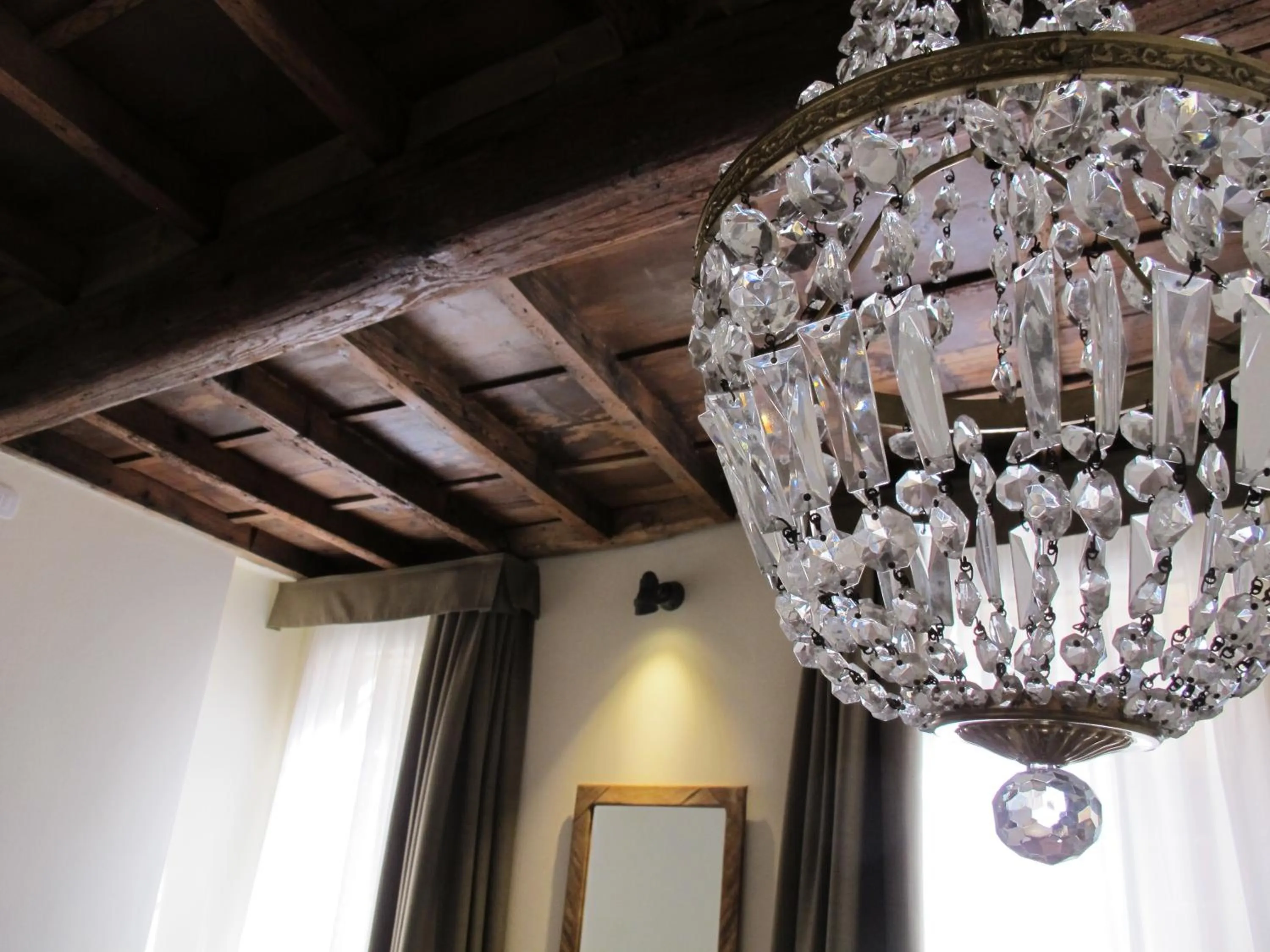 Decorative detail in Studio 27