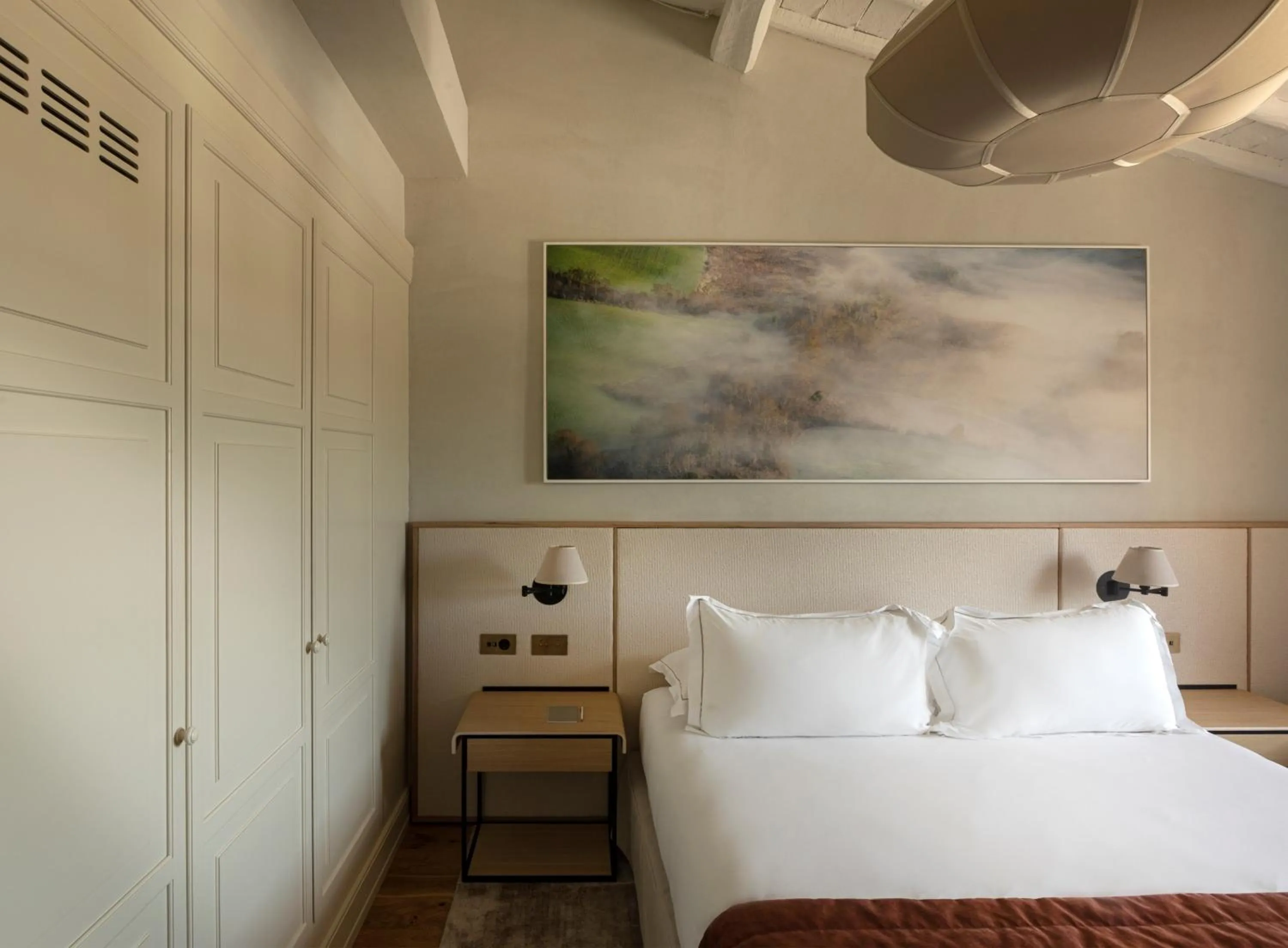 wardrobe, Bed in Castelfalfi