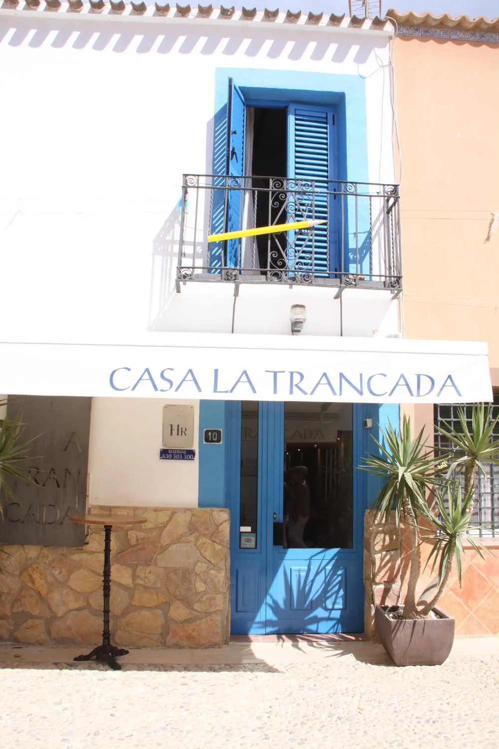 Facade/entrance in La Trancada