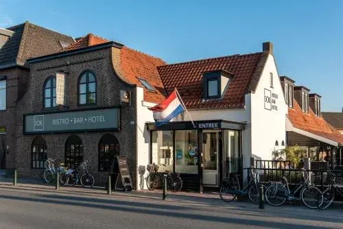 Bar-Bistro-Hotel DOK Bar-Bistro-Hotel DOK