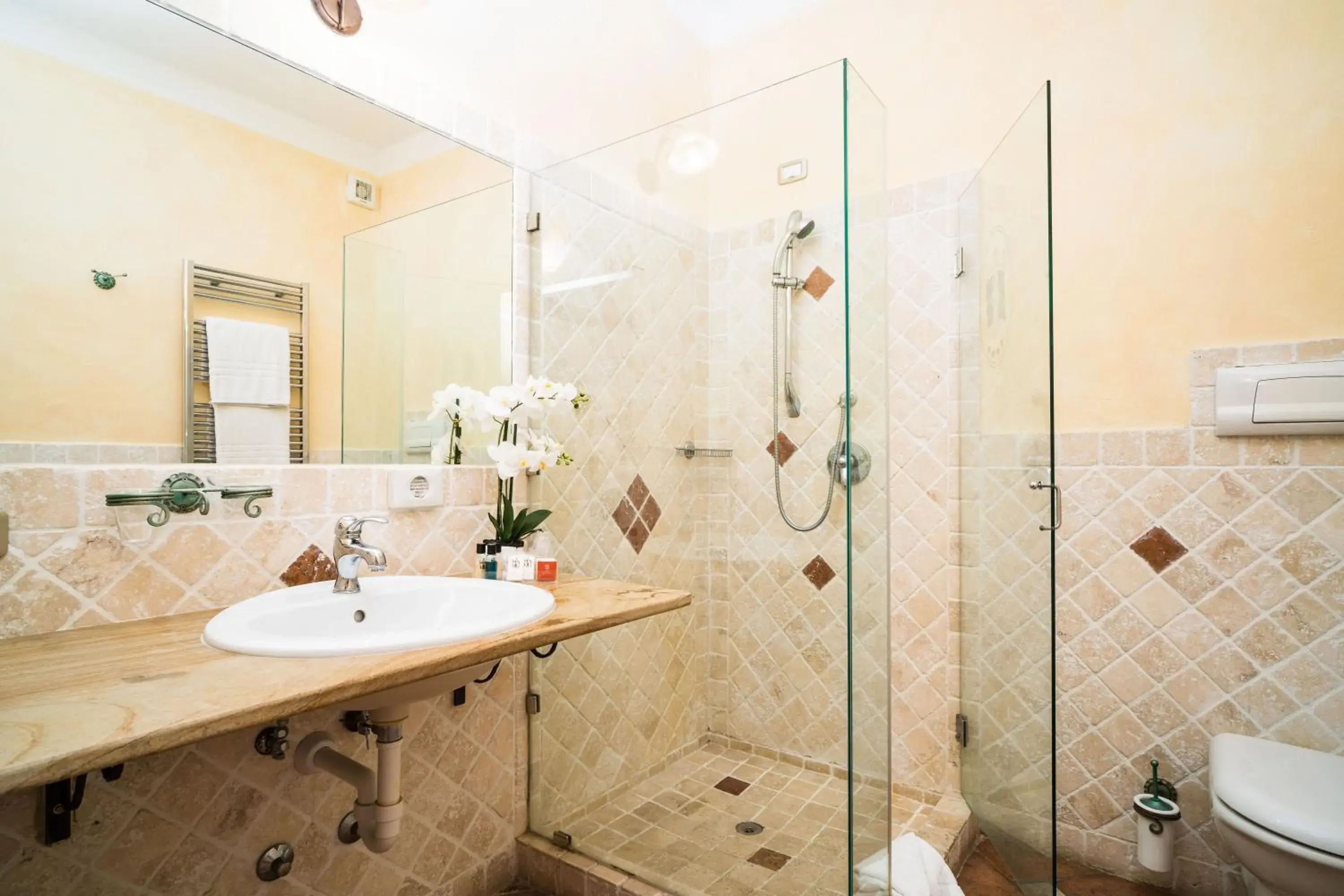 Double Room with Patio in LH Hotel Pozzo Sacro Double Room with Patio in LH Hotel Pozzo Sacro