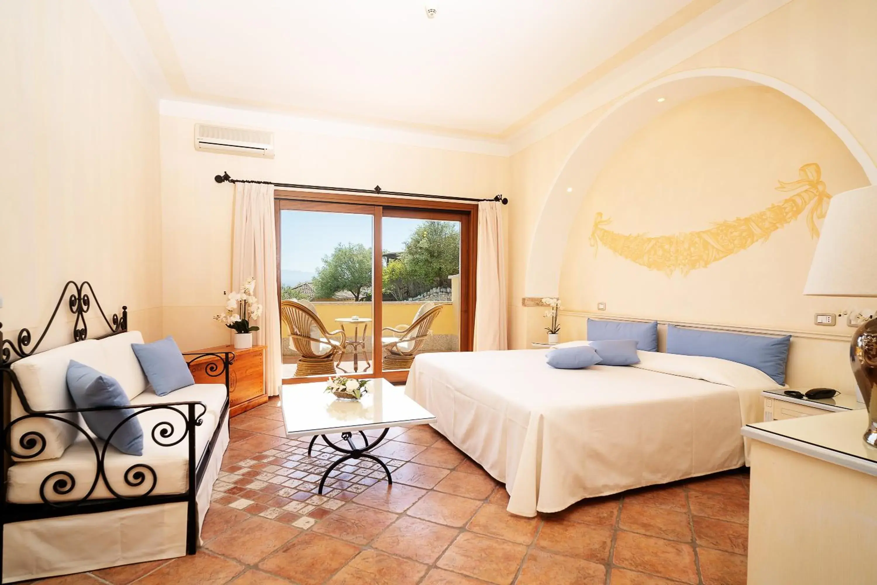 Bedroom in LH Hotel Pozzo Sacro Bedroom in LH Hotel Pozzo Sacro