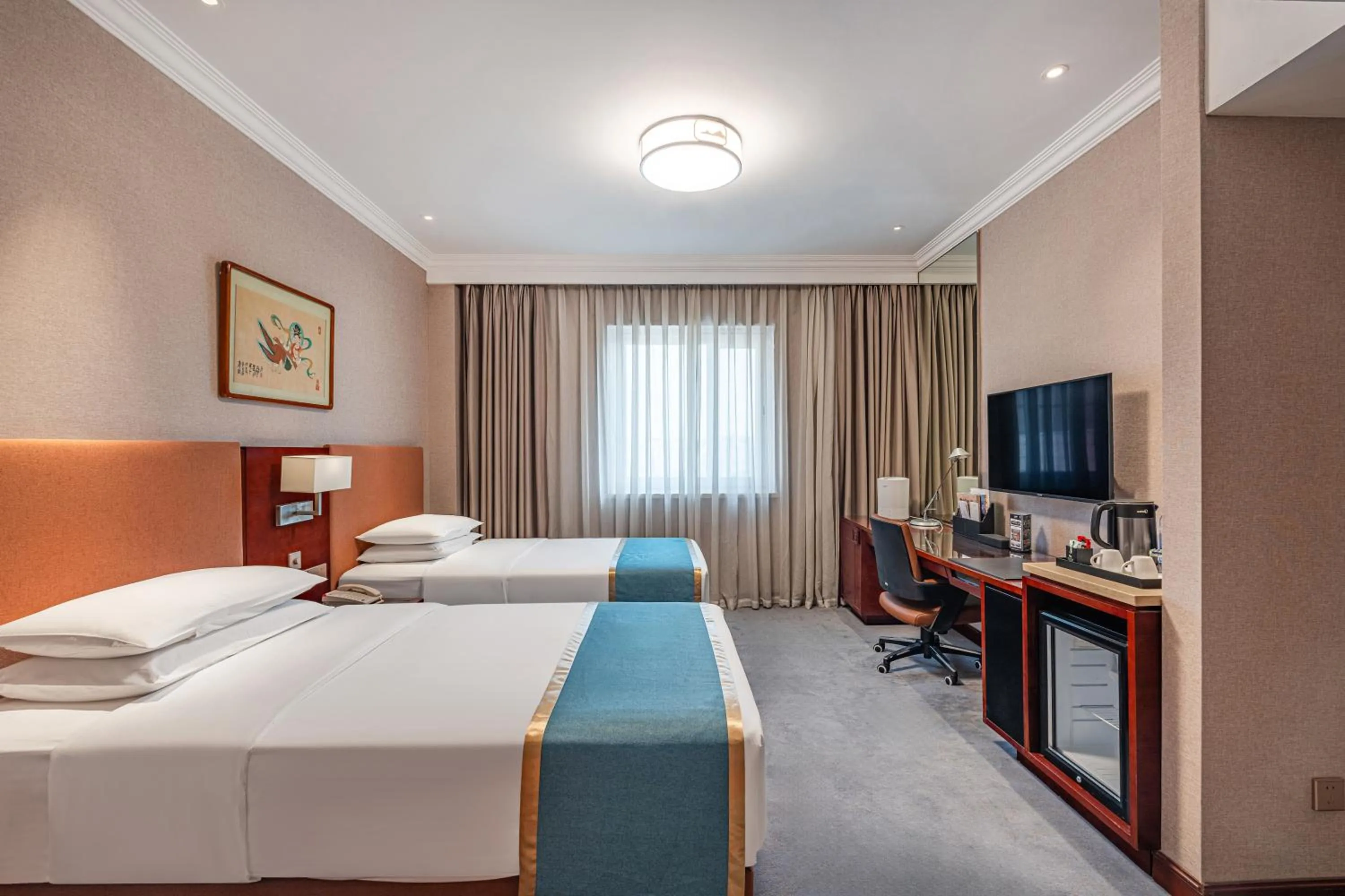 Photo of the whole room, Bed in Beijing Feitian Hotel