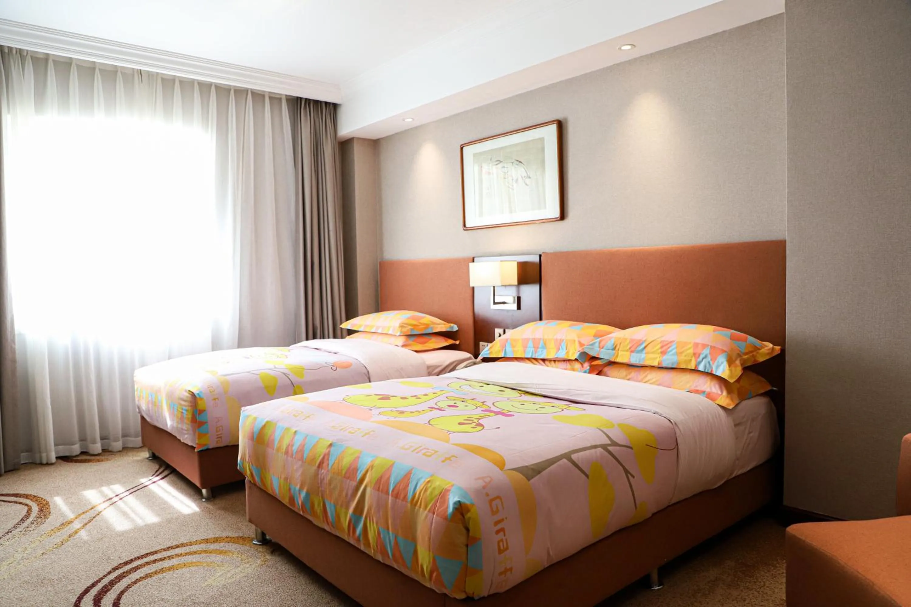 Photo of the whole room, Bed in Beijing Feitian Hotel