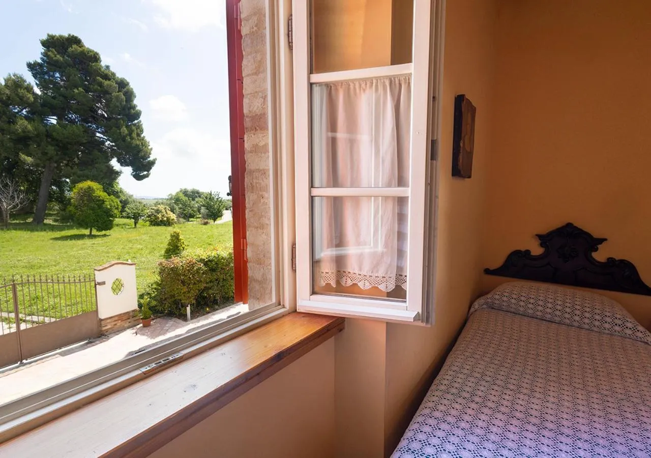View (from property/room), Bed in B&B Belcuore