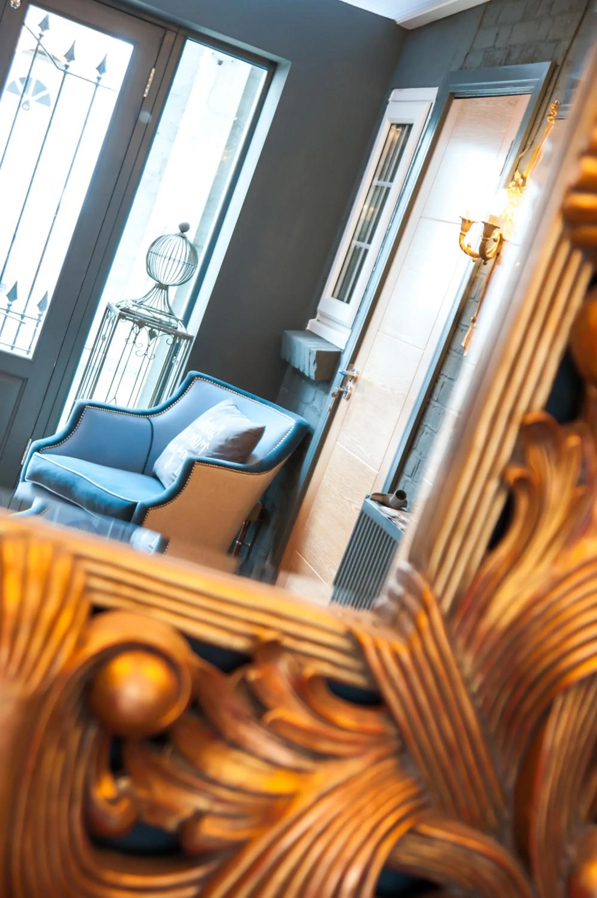 Property building in Rooms at number one