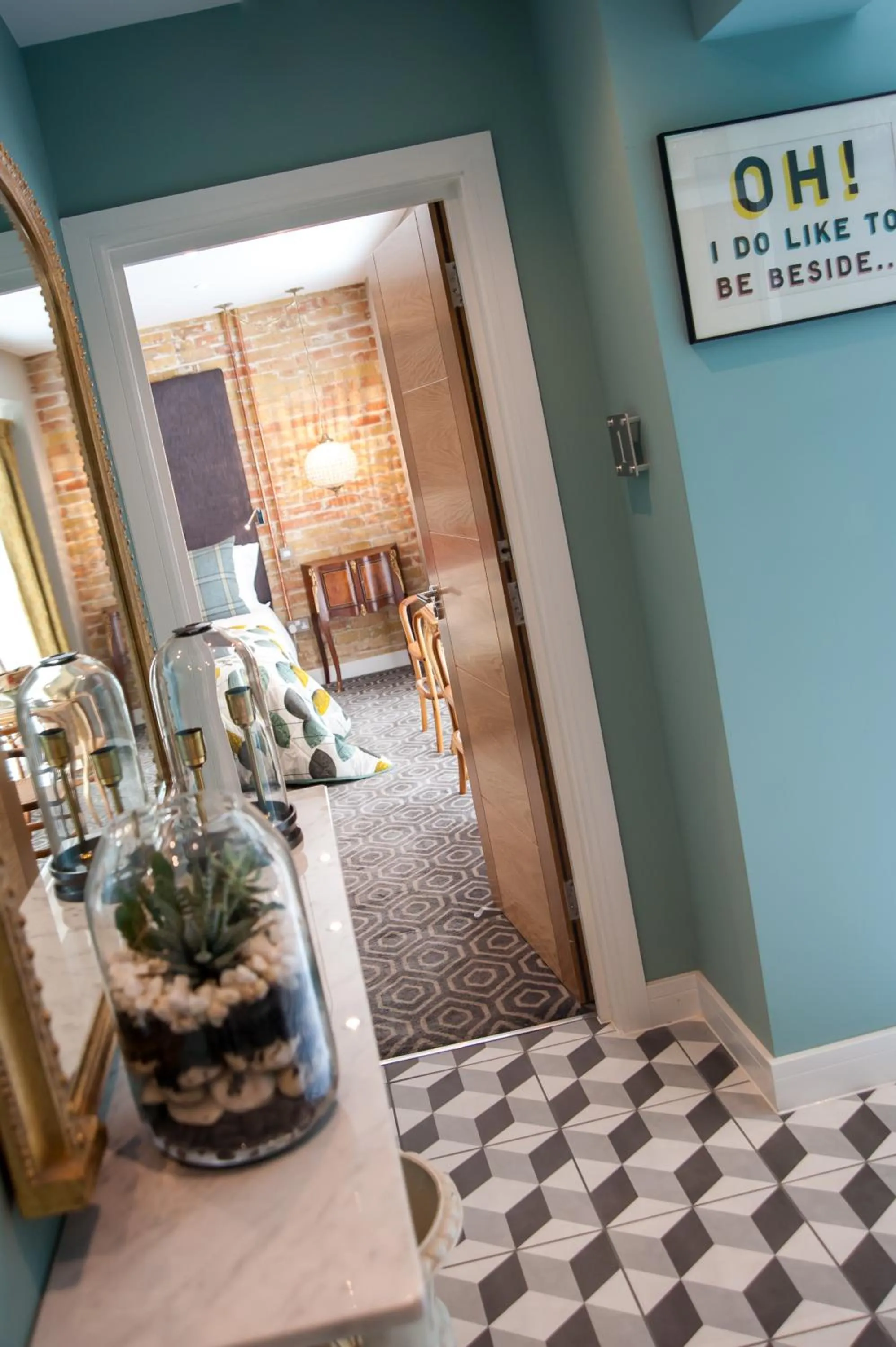 Property building in Rooms at number one