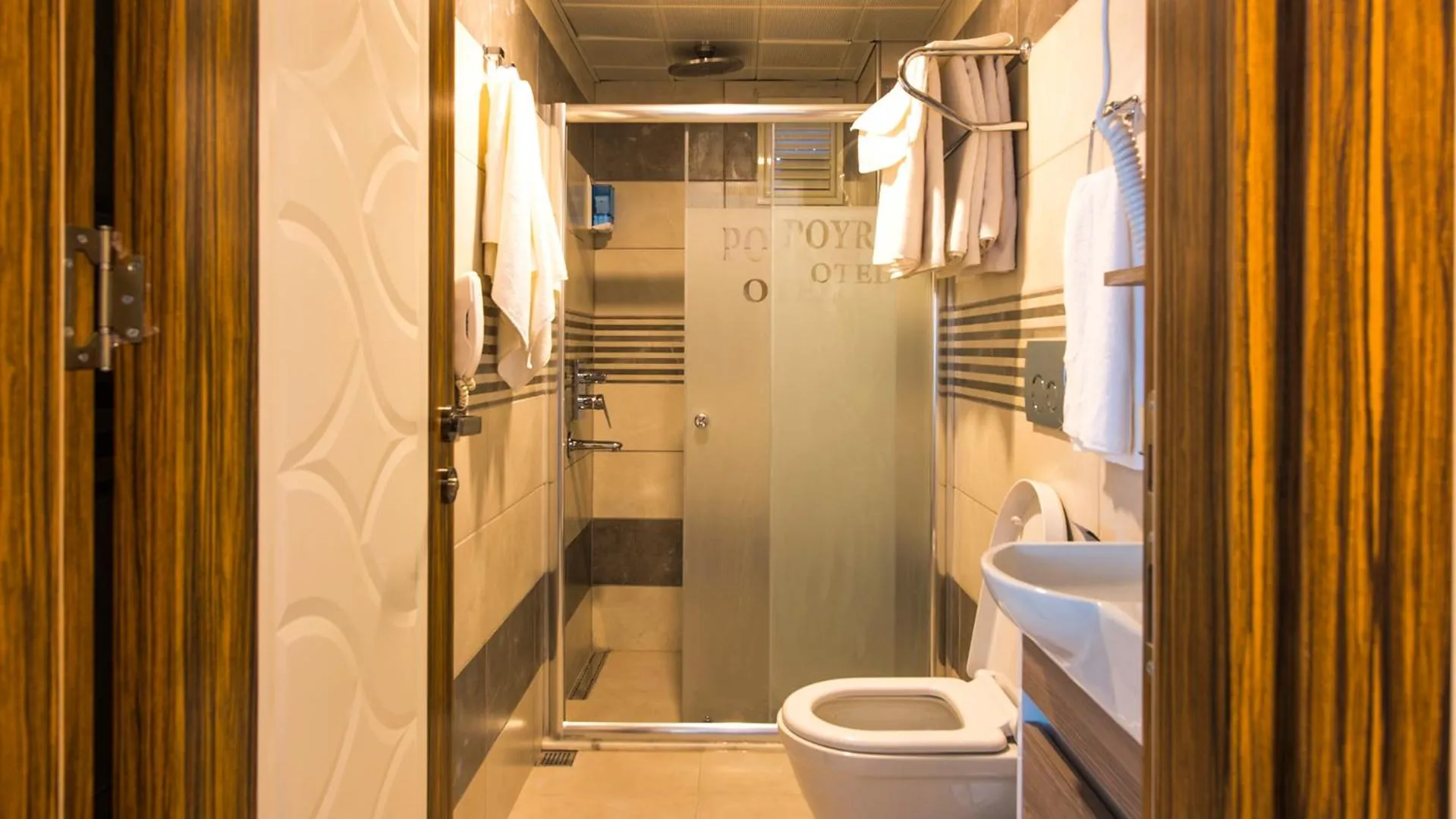 Bathroom in Akcakoca Poyraz Otel