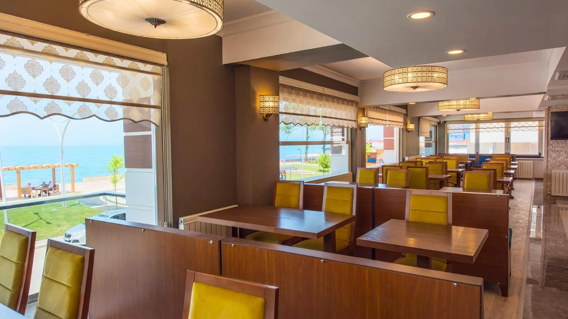 Restaurant/places to eat in Akcakoca Poyraz Otel