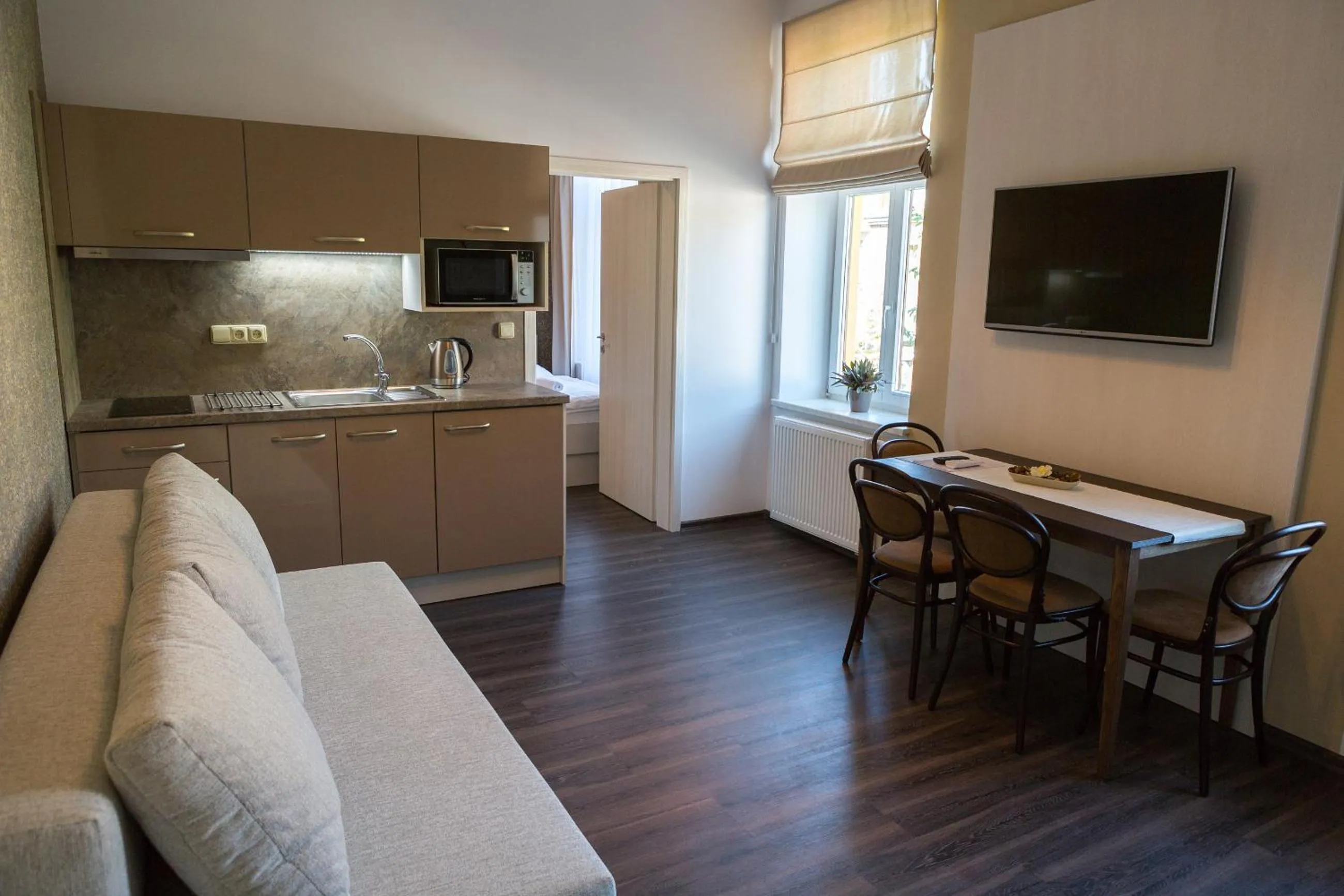 Kitchen or kitchenette in Penzion Longus