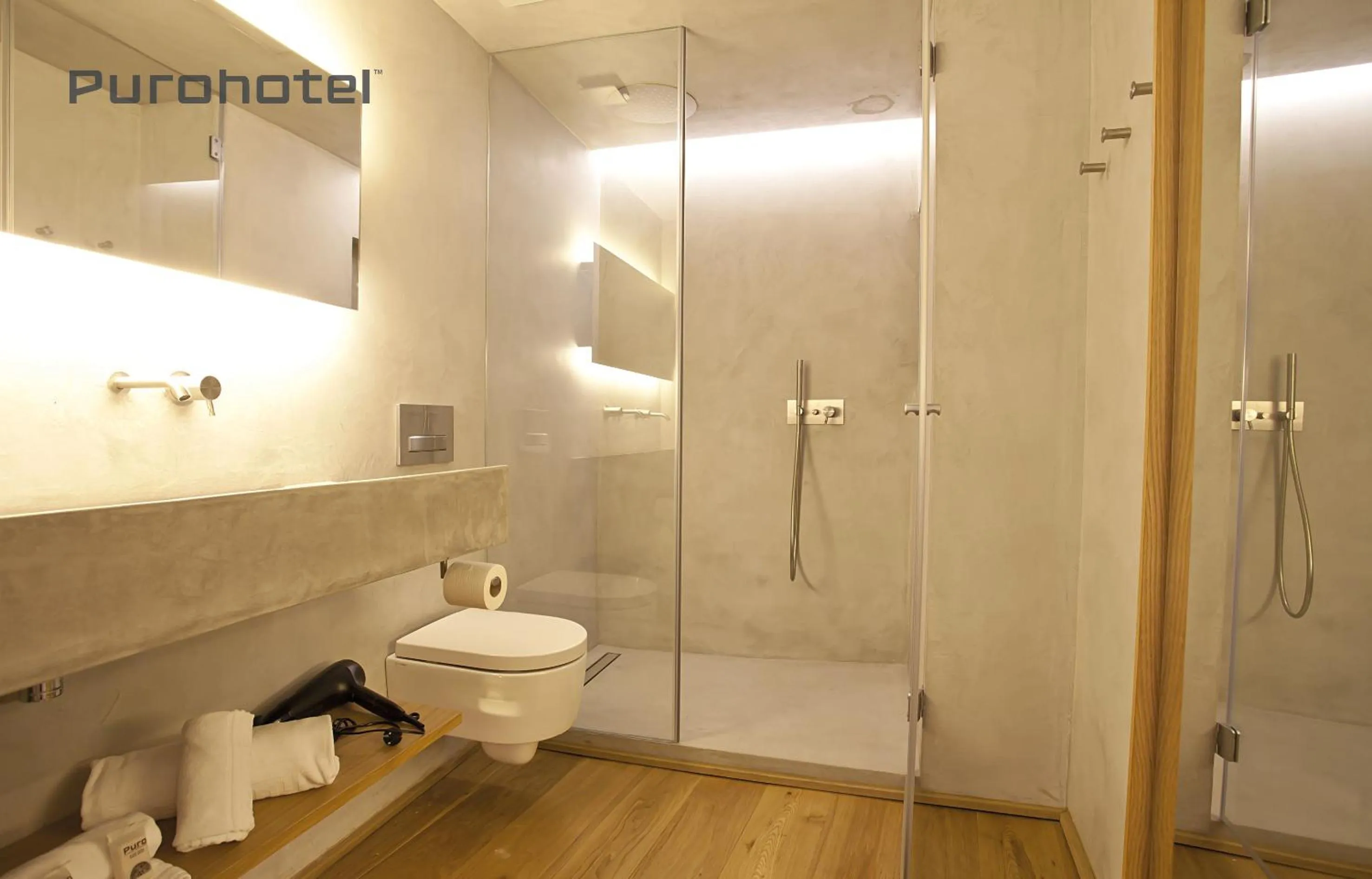 Bathroom in Puro Hotel Oasis Urbano