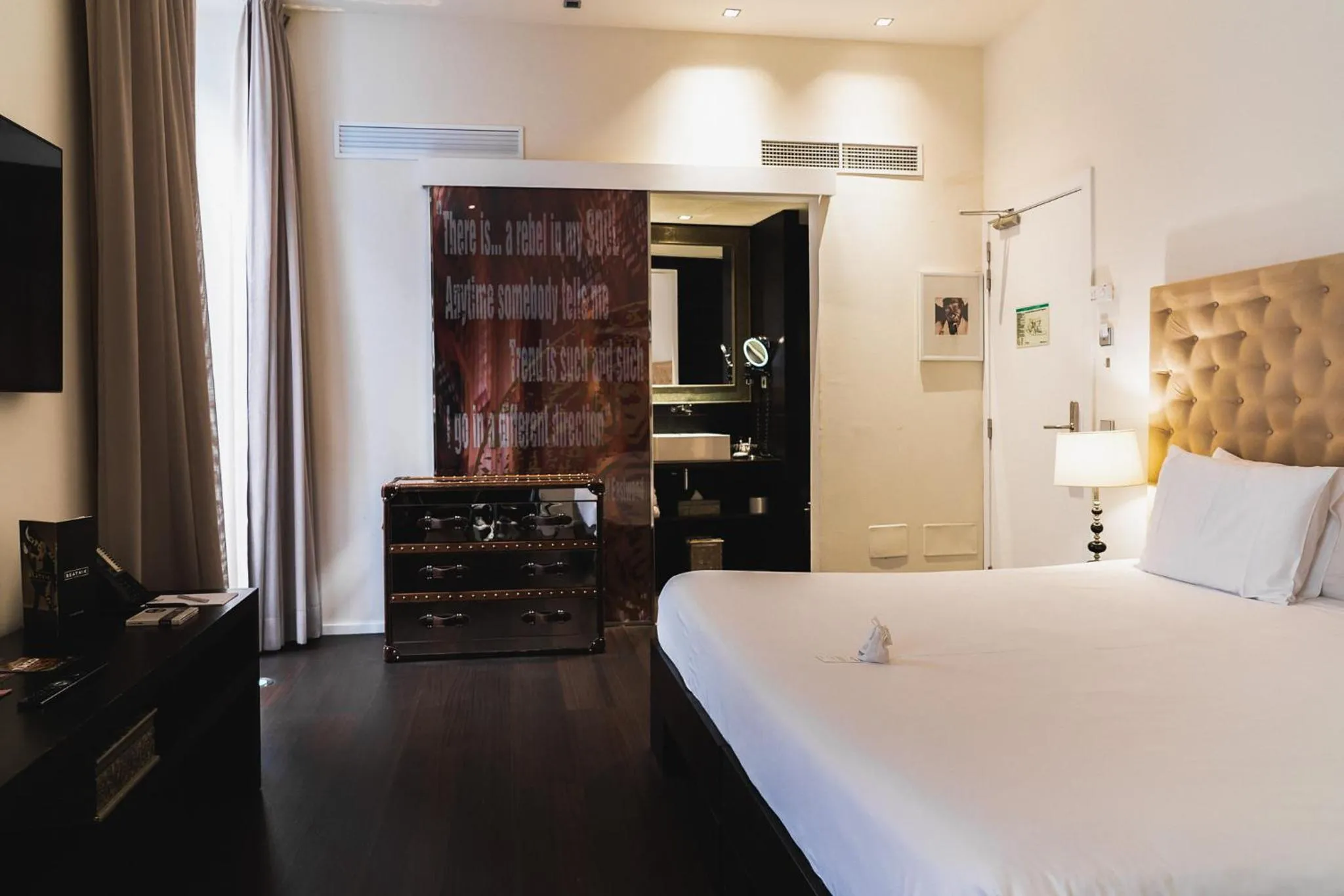 Photo of the whole room, Bed in Puro Hotel Oasis Urbano