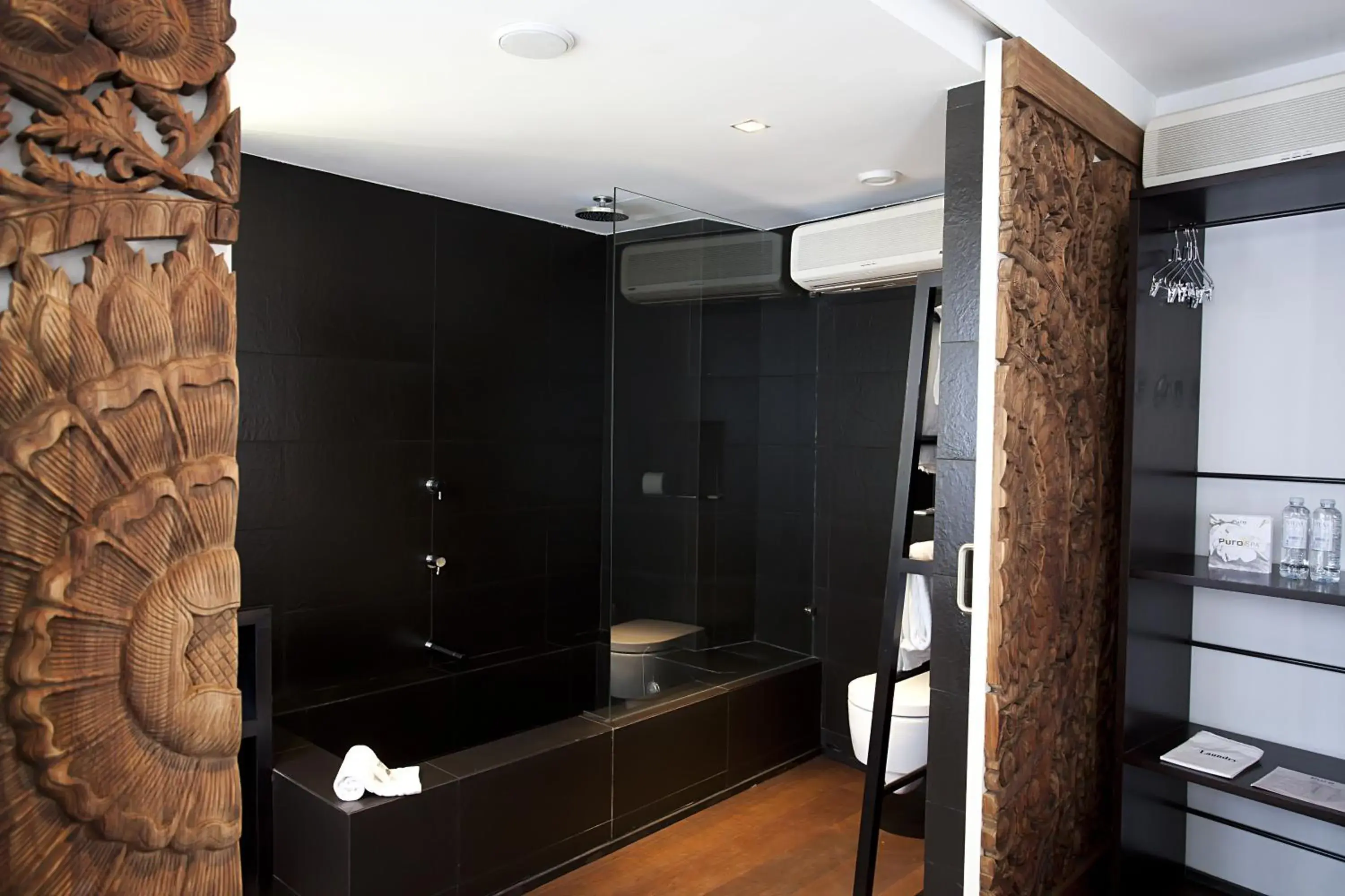 Bathroom in Puro Hotel Oasis Urbano Bathroom in Puro Hotel Oasis Urbano