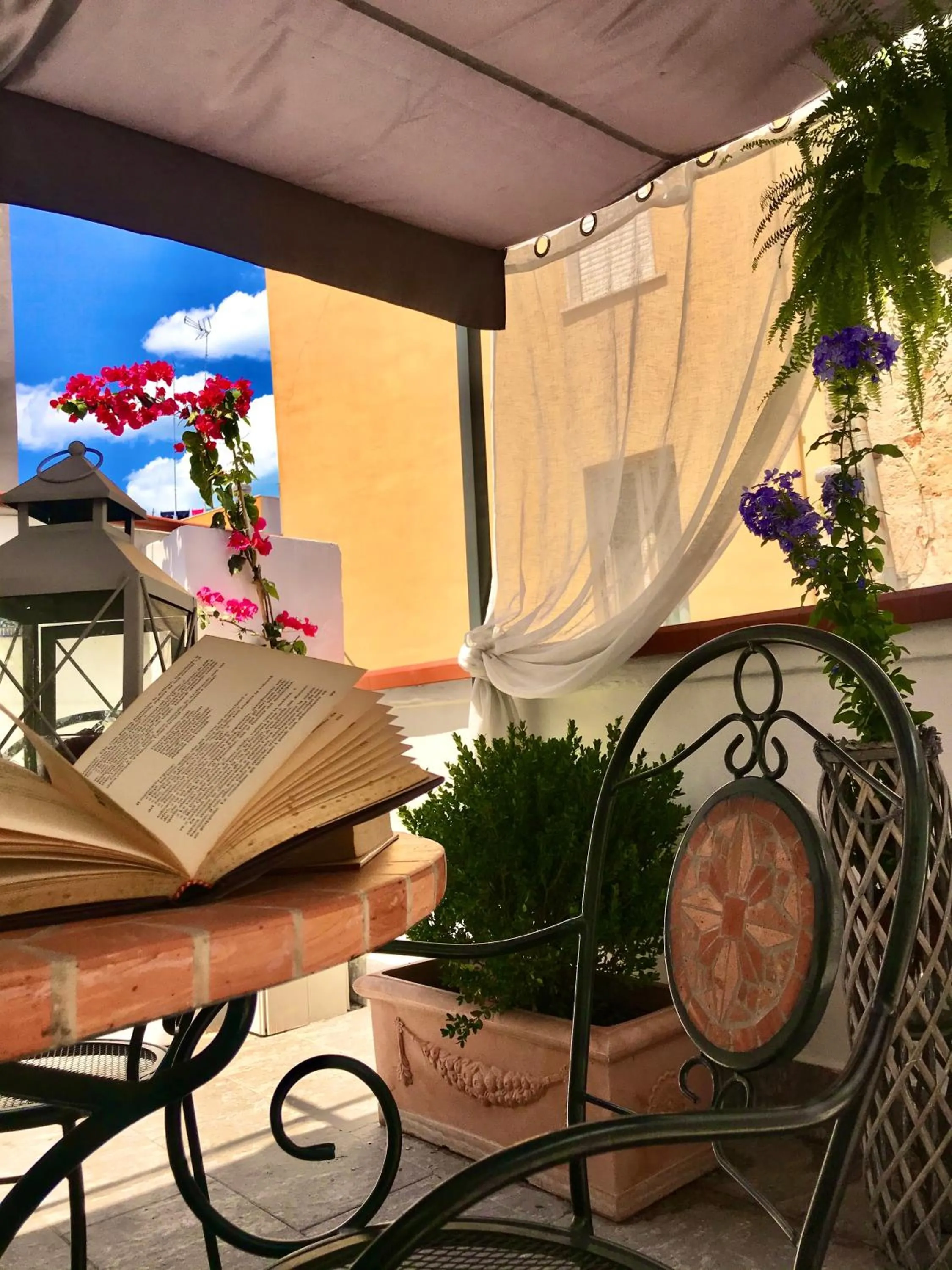 Balcony/Terrace in Le Statuine Dimore Diffuse