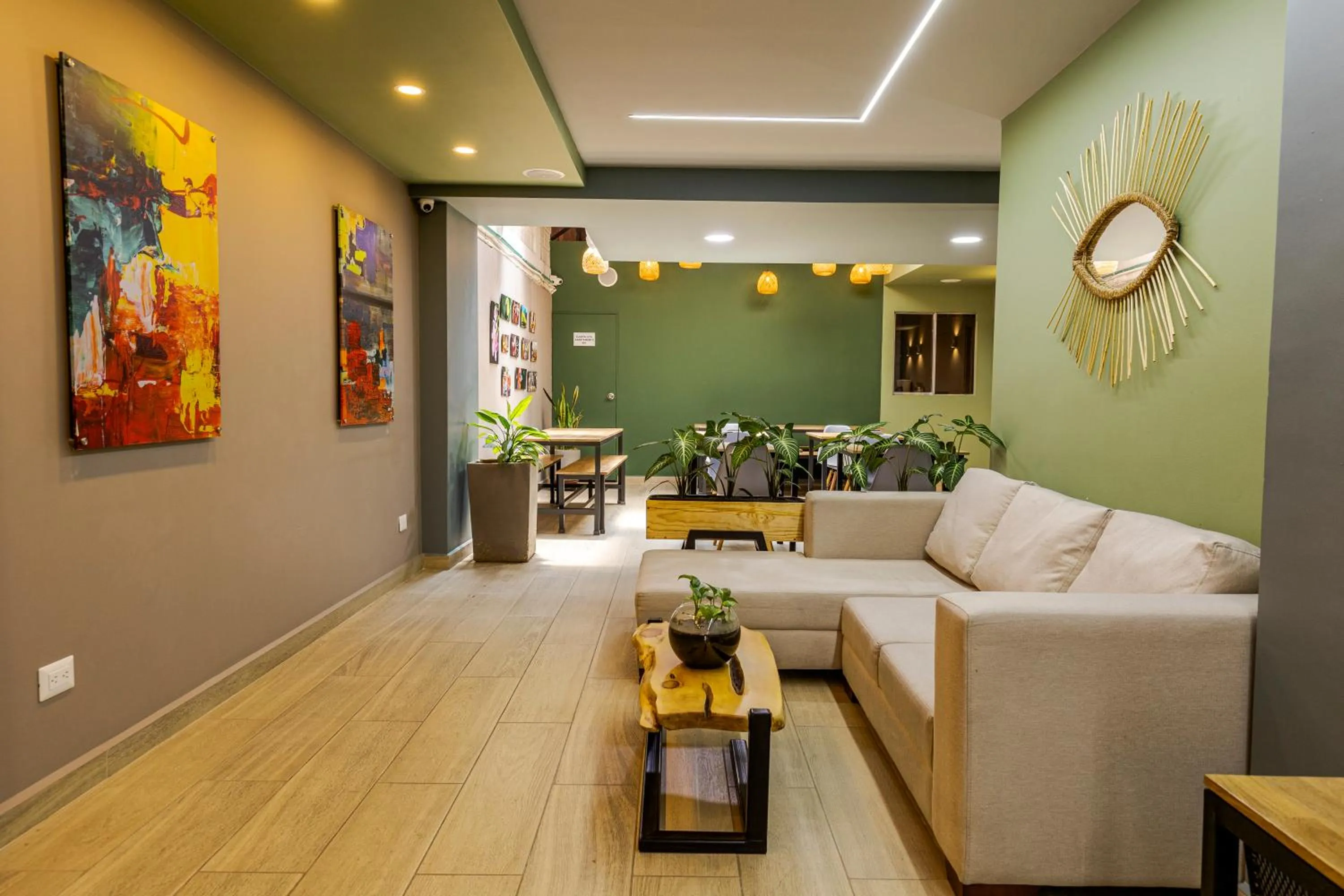 Area and facilities in Poblado Guest House