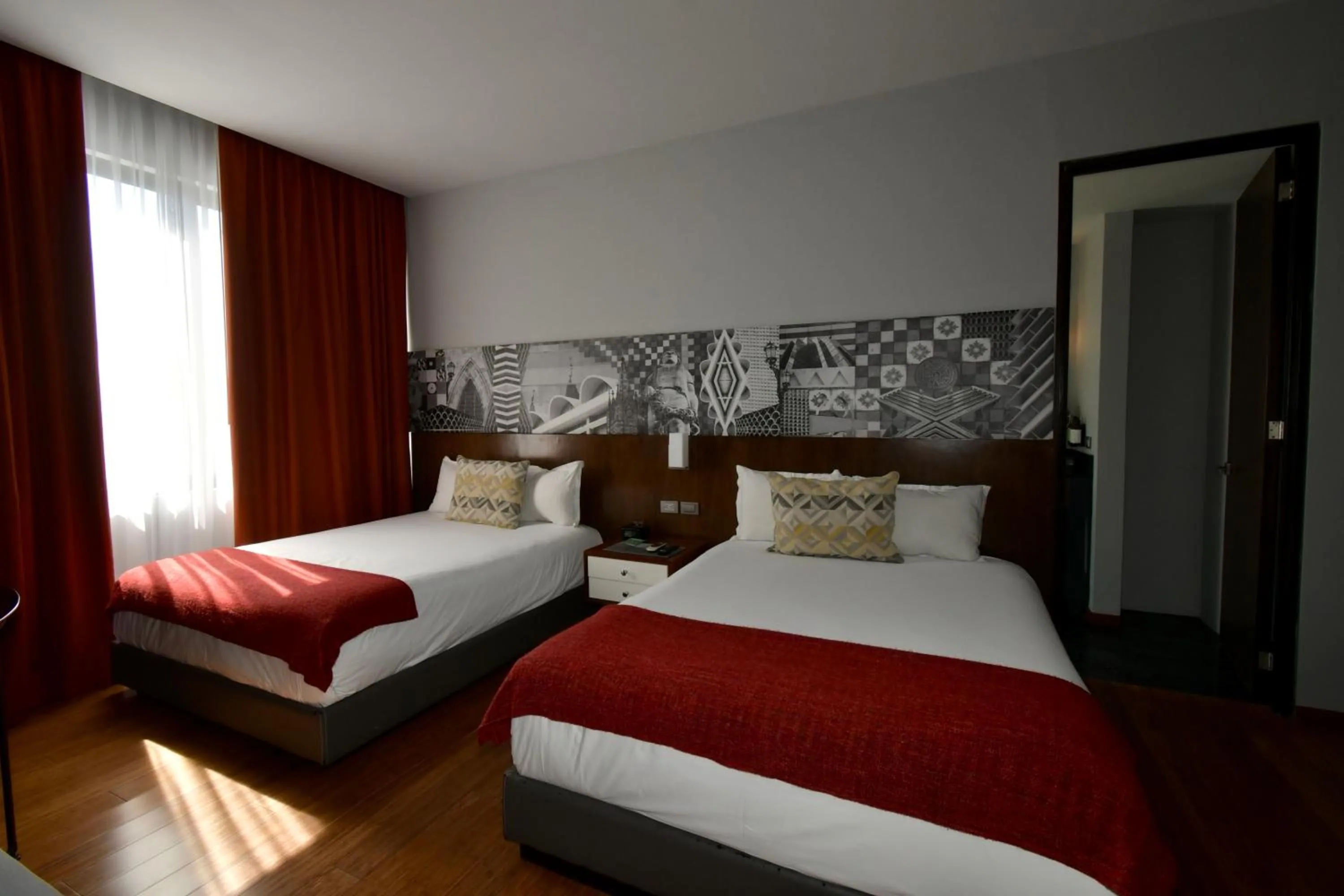 Photo of the whole room, Bed in Hotel Love It CAS Consulado