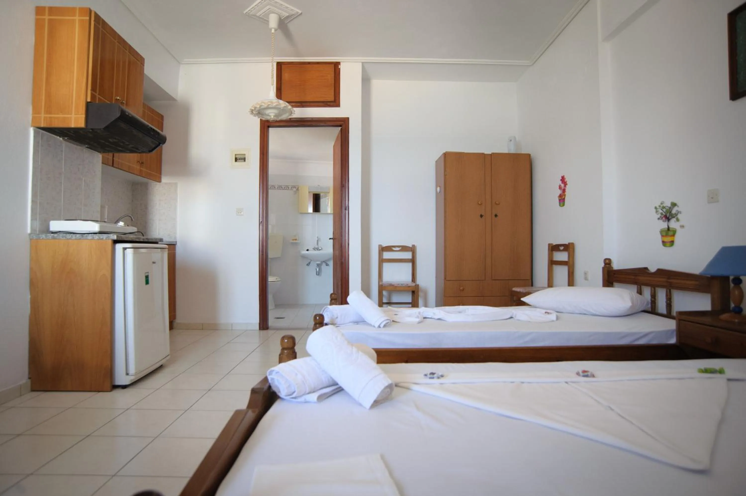 Bathroom, Bed in Athina Studios