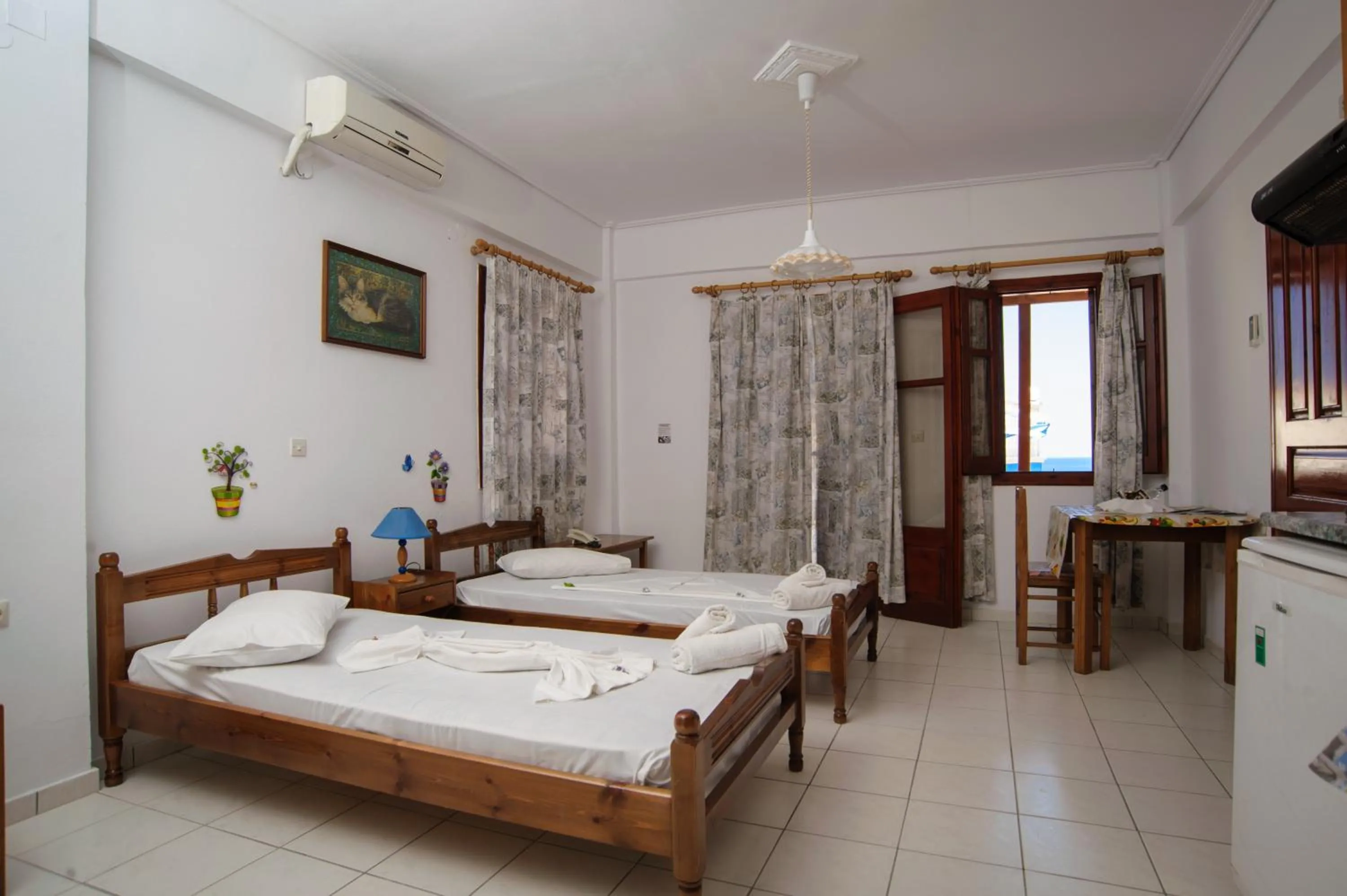 Sea view, Bed in Athina Studios