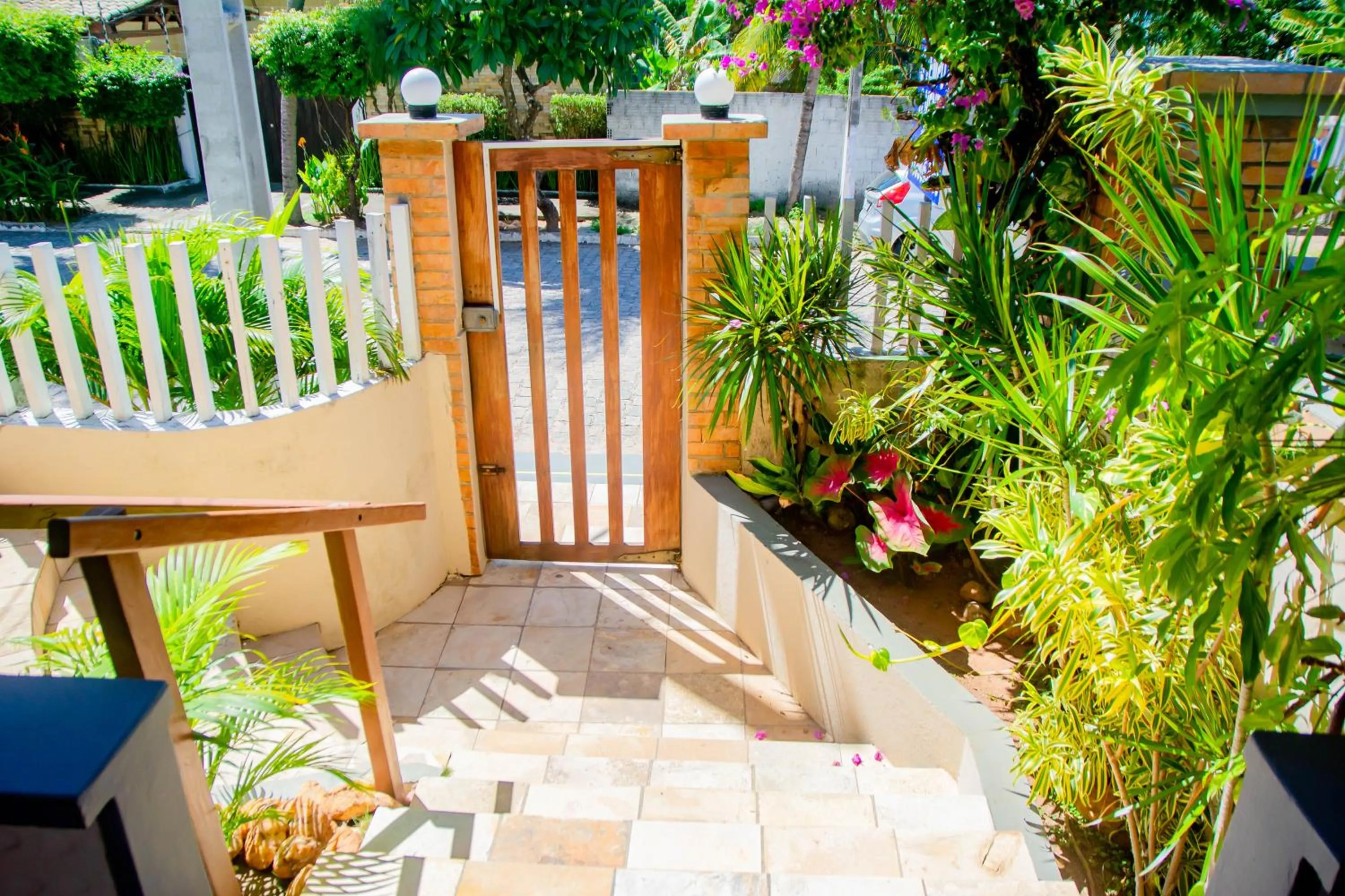 Facade/entrance in O Tempo e o Vento