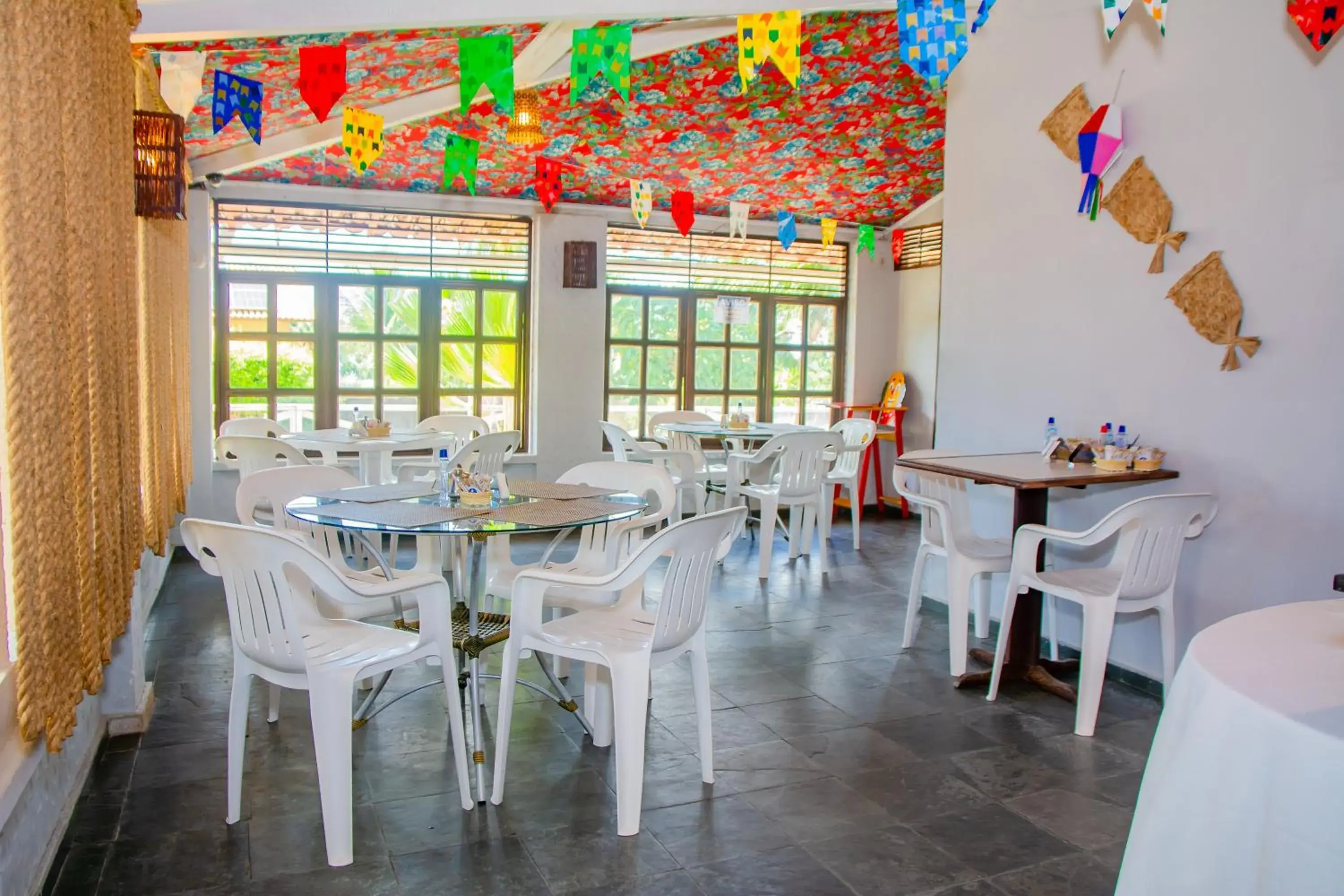 Restaurant/places to eat in O Tempo e o Vento Restaurant/places to eat in O Tempo e o Vento