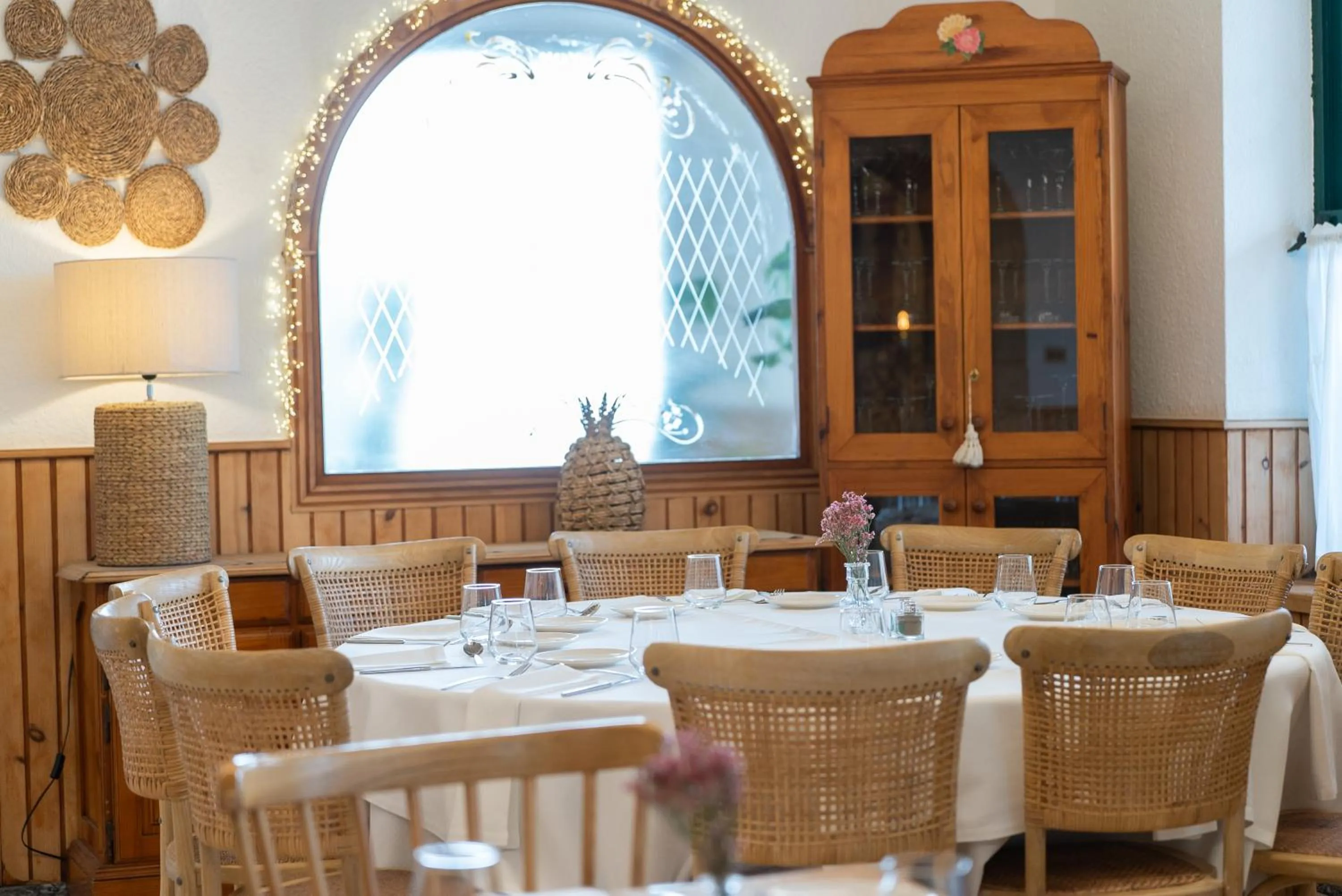 Restaurant/places to eat in Las Palmeras