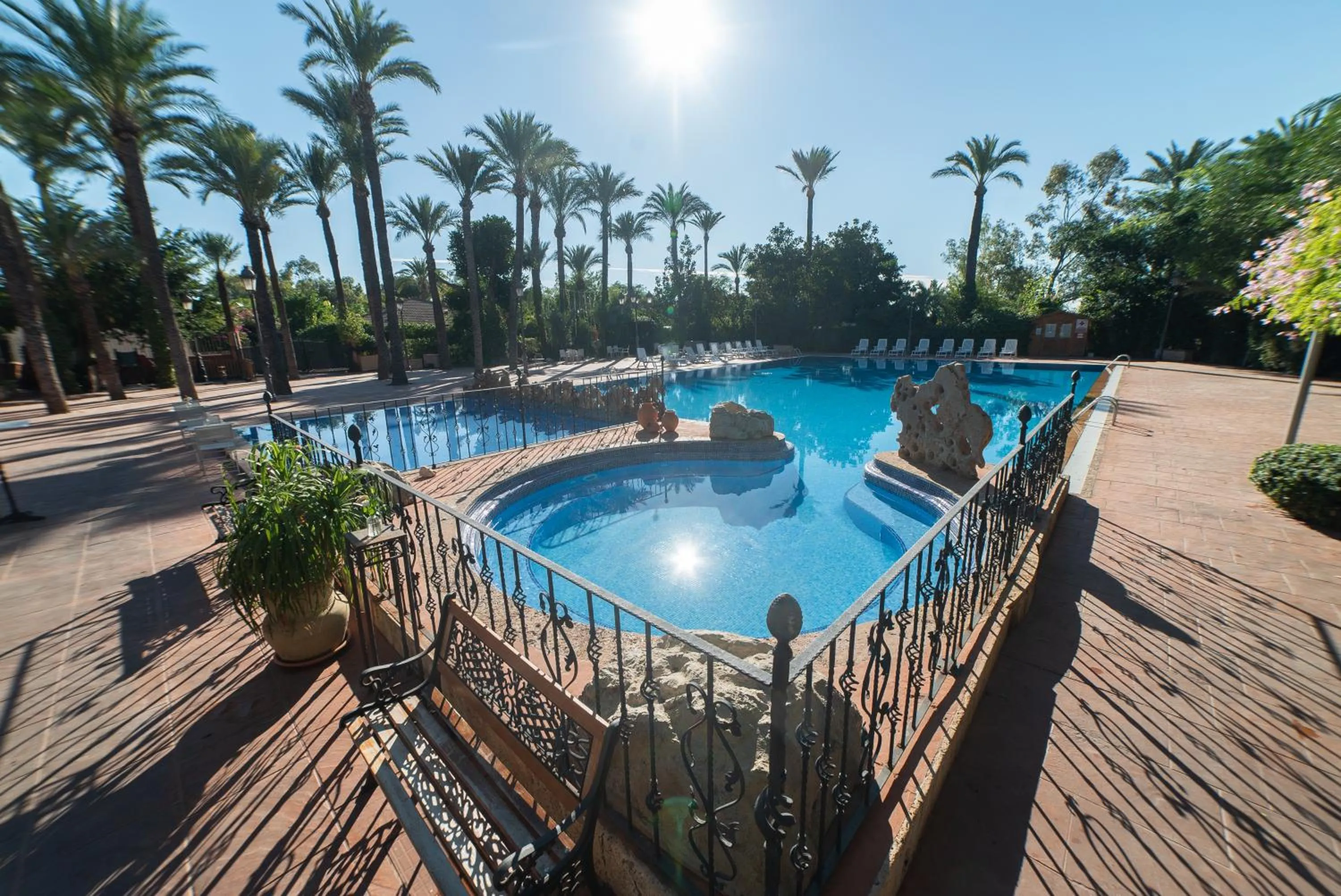 Swimming pool in Las Palmeras
