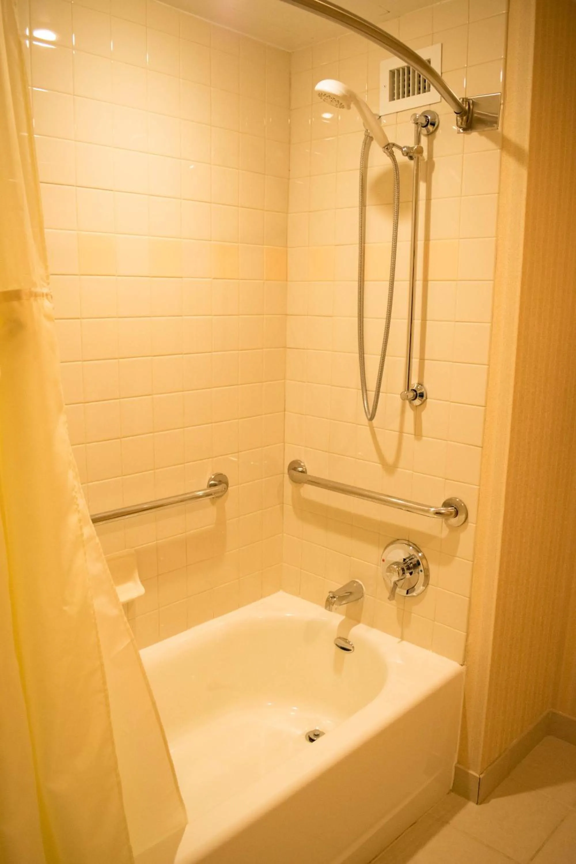 Bath in The Inn at Virginia Tech - On Campus