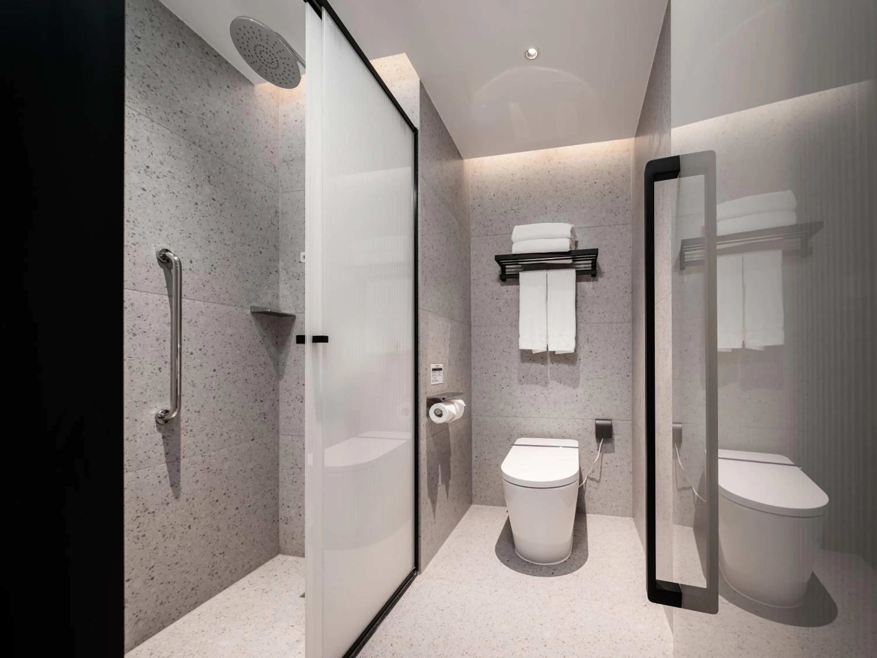 Bathroom in Hilton Garden Inn Beijing Temple Of Heaven East Gate Station