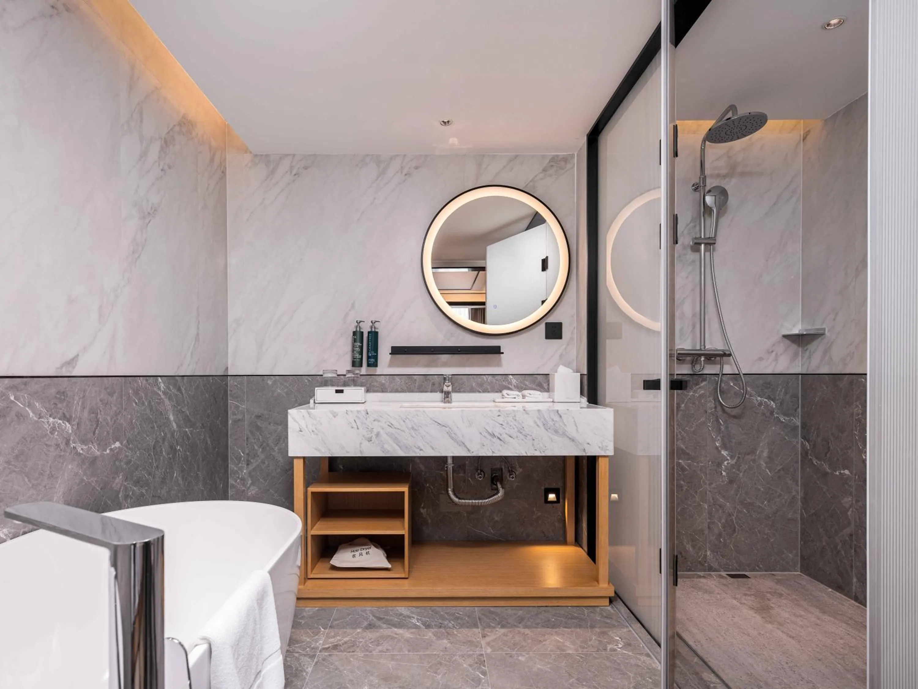 Bathroom in Hilton Garden Inn Beijing Temple Of Heaven East Gate Station