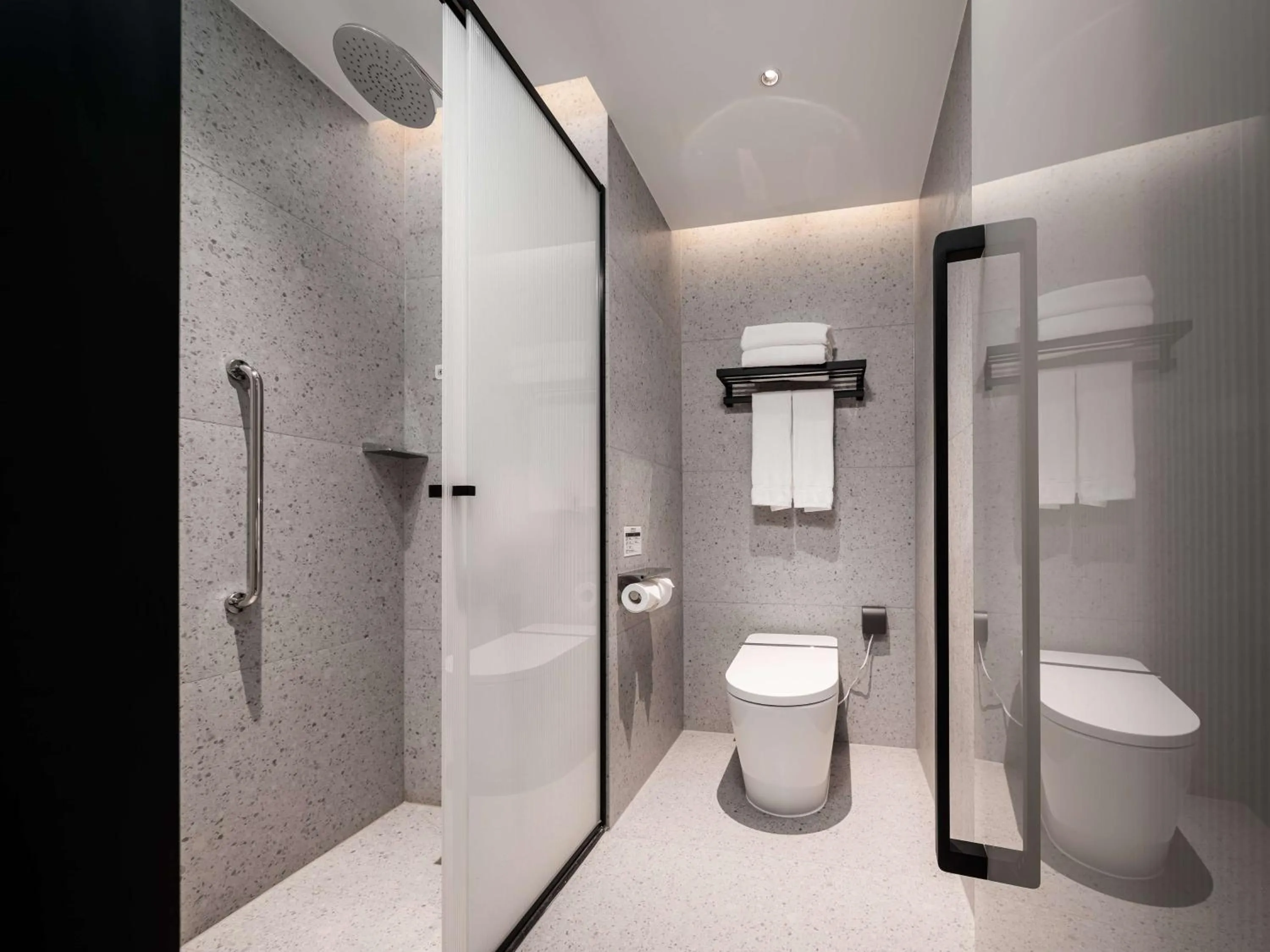 Bathroom in Hilton Garden Inn Beijing Temple Of Heaven East Gate Station