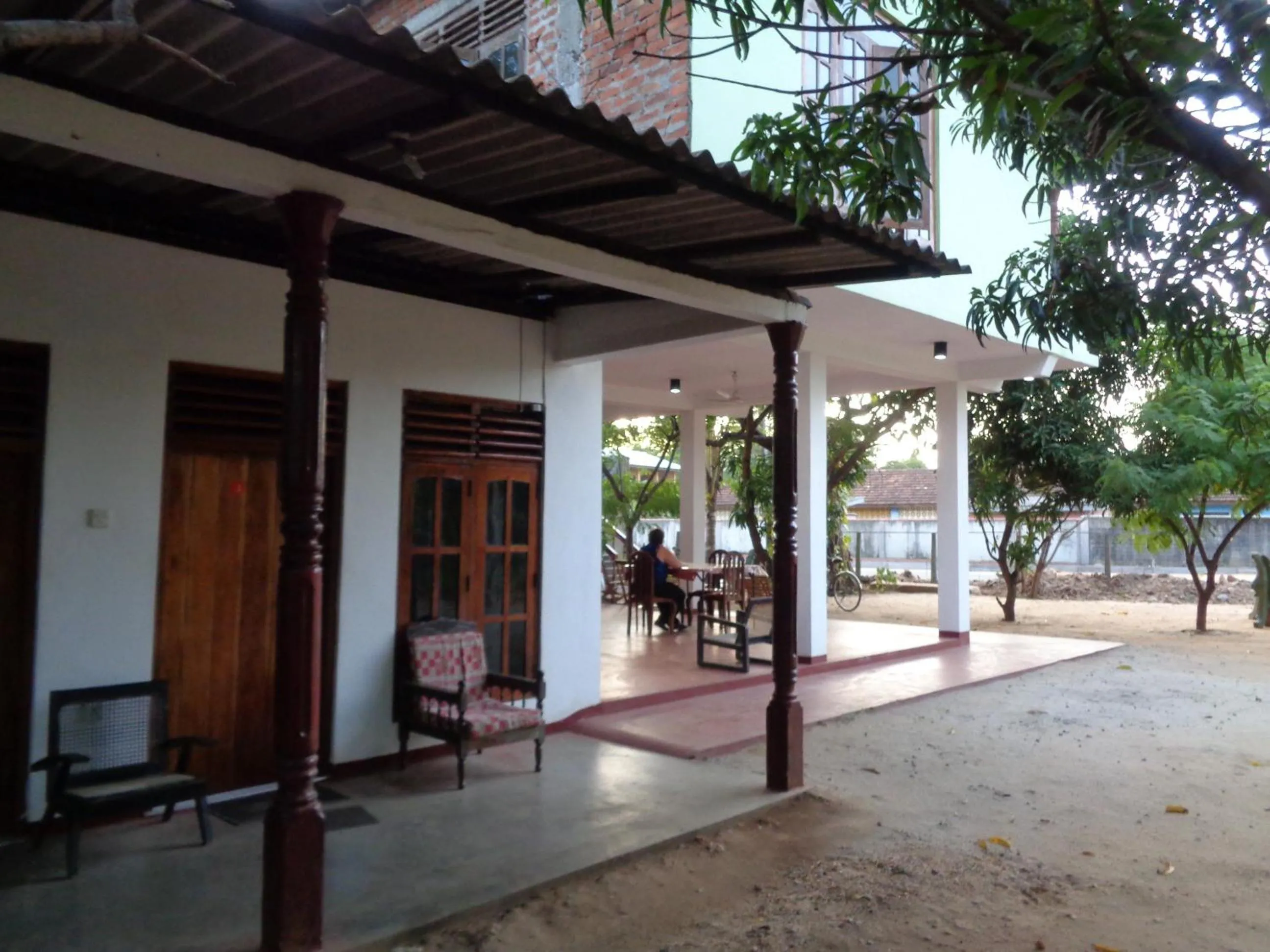 Dining area in Jayaru Guest House