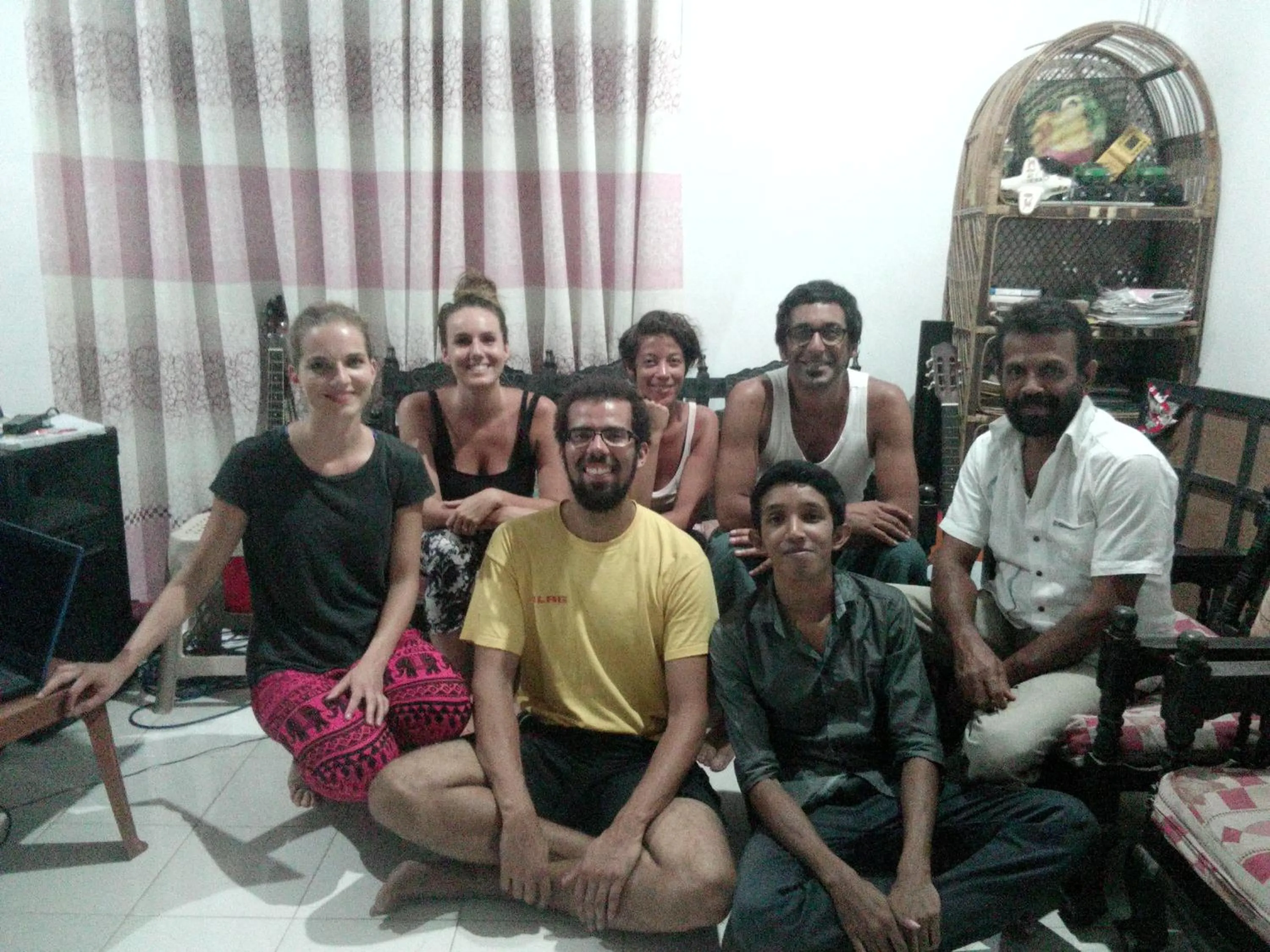 Karaoke in Jayaru Guest House