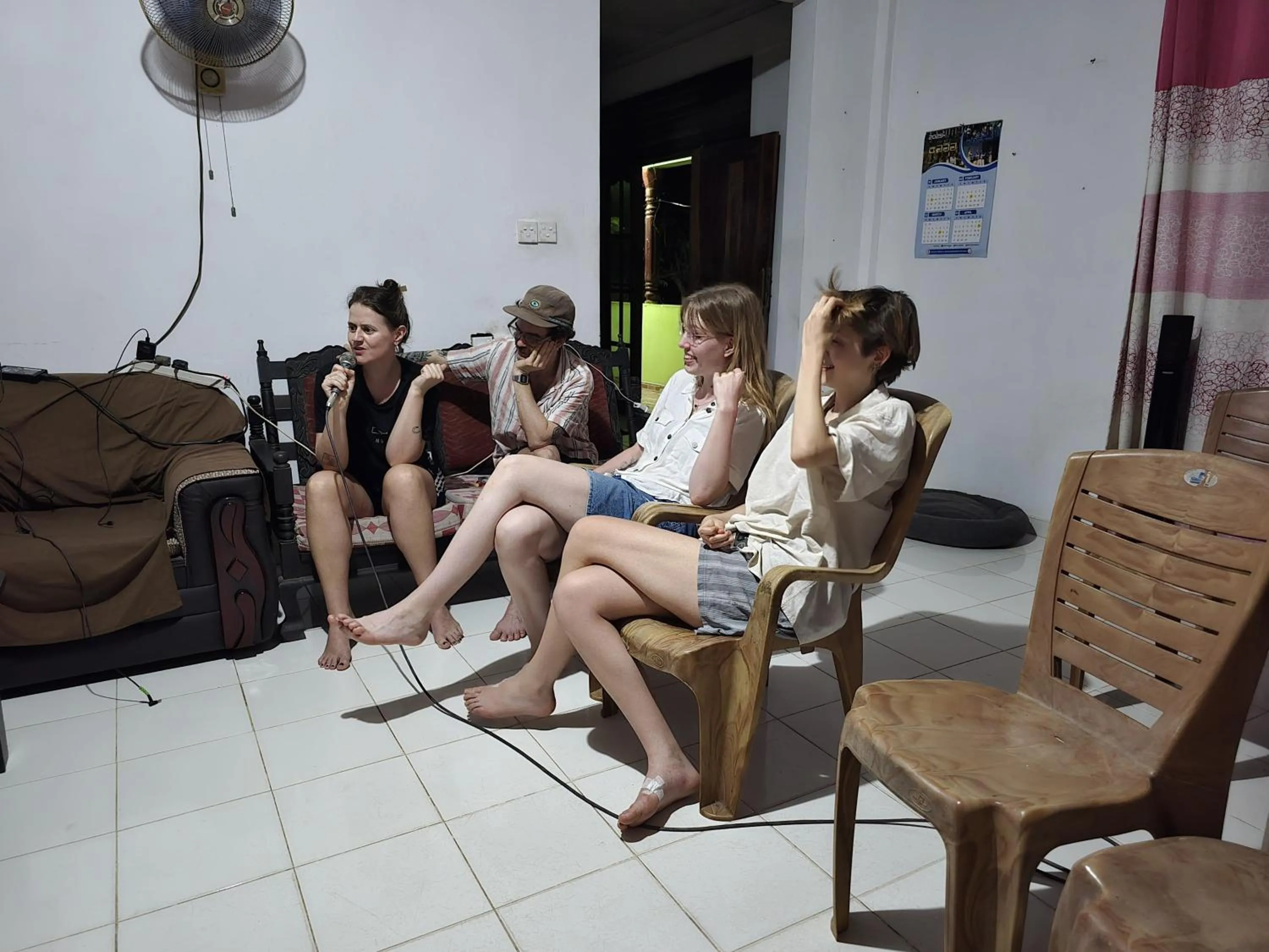 Karaoke in Jayaru Guest House