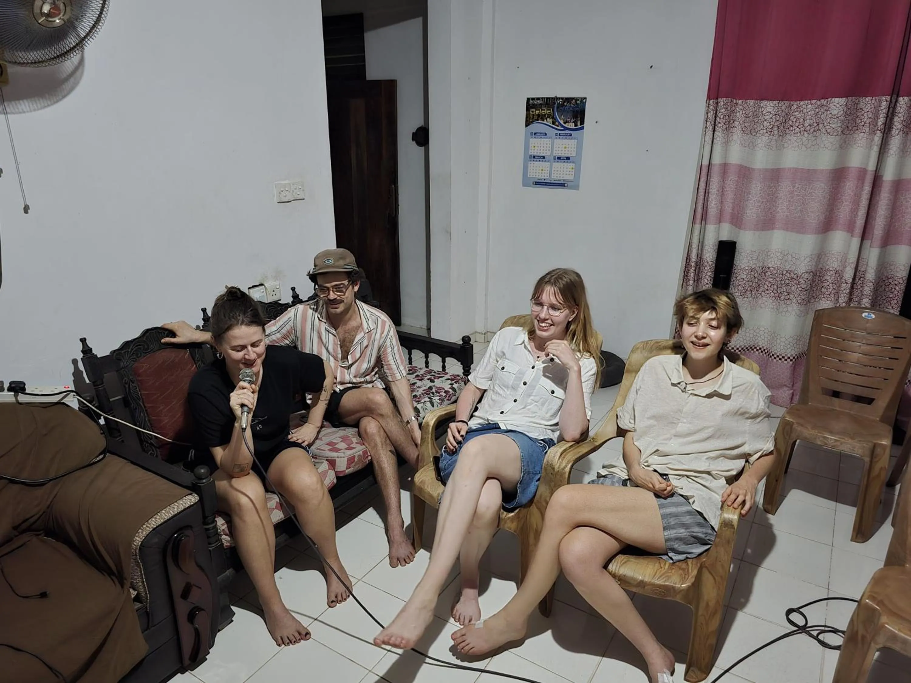 Karaoke in Jayaru Guest House