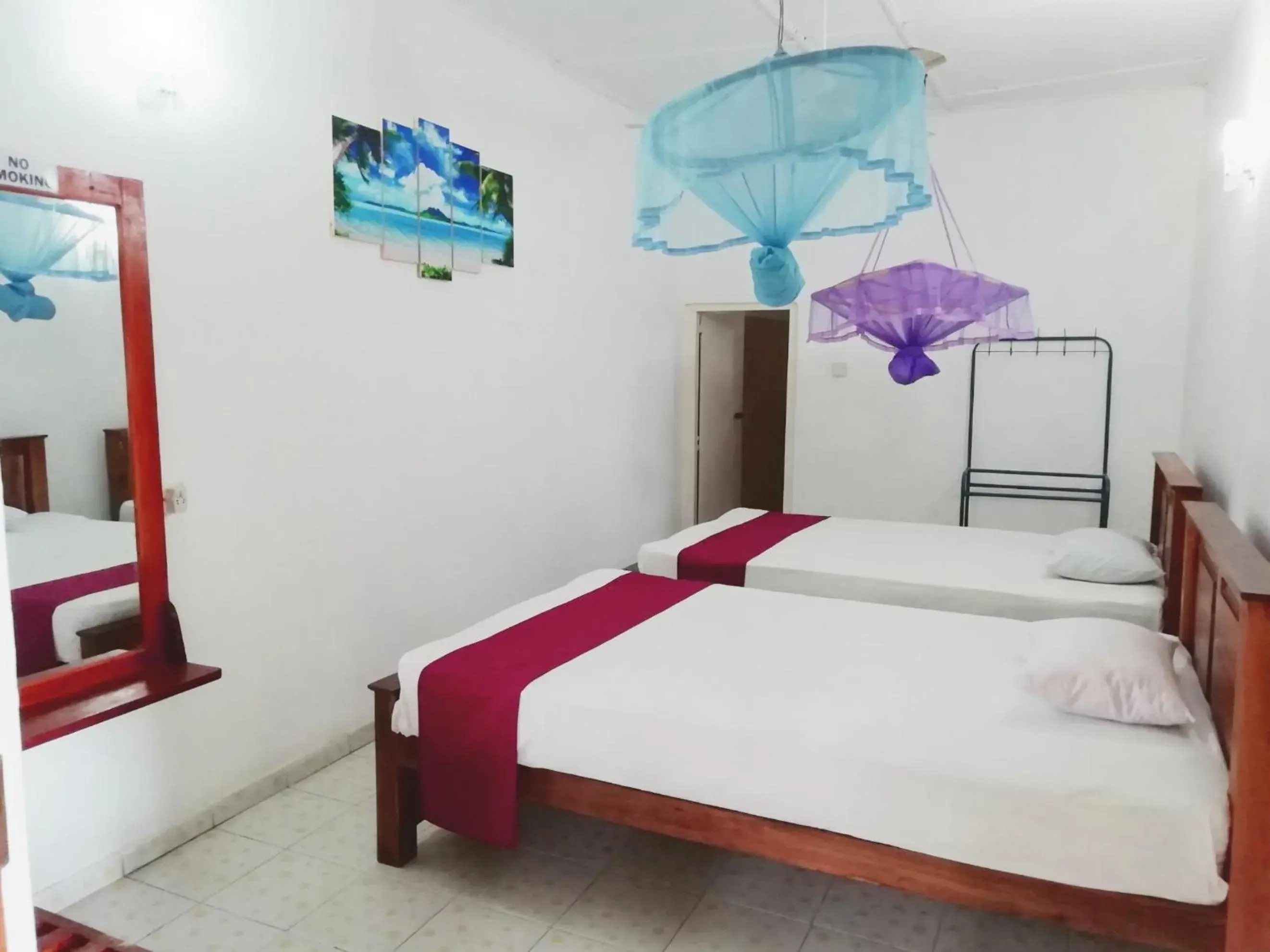 Standard Double or Twin Room with Garden View - single occupancy in Jayaru Guest House Standard Double or Twin Room with Garden View - single occupancy in Jayaru Guest House