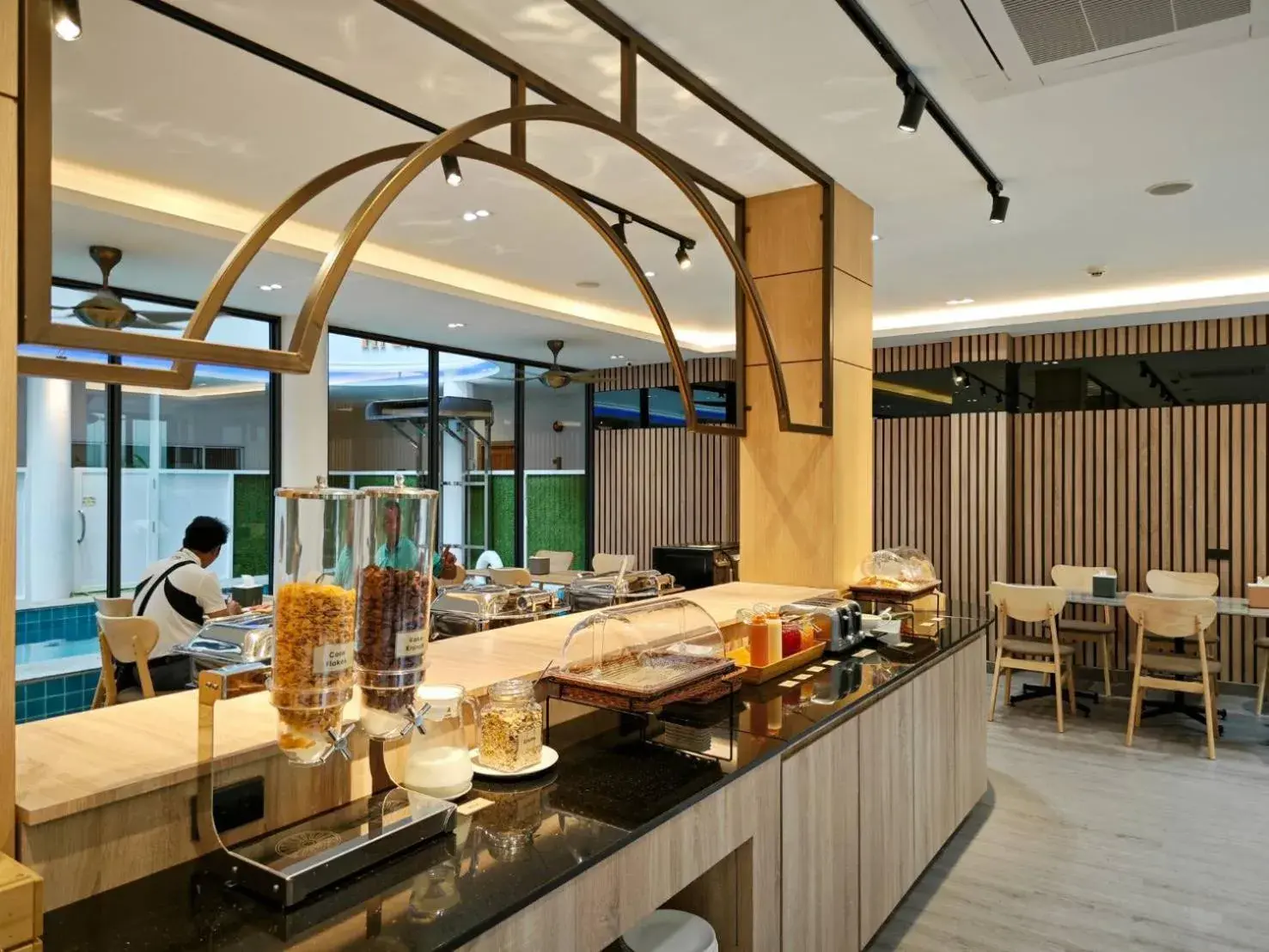 Restaurant/places to eat in Hi Chiangrai Hotel Restaurant/places to eat in Hi Chiangrai Hotel