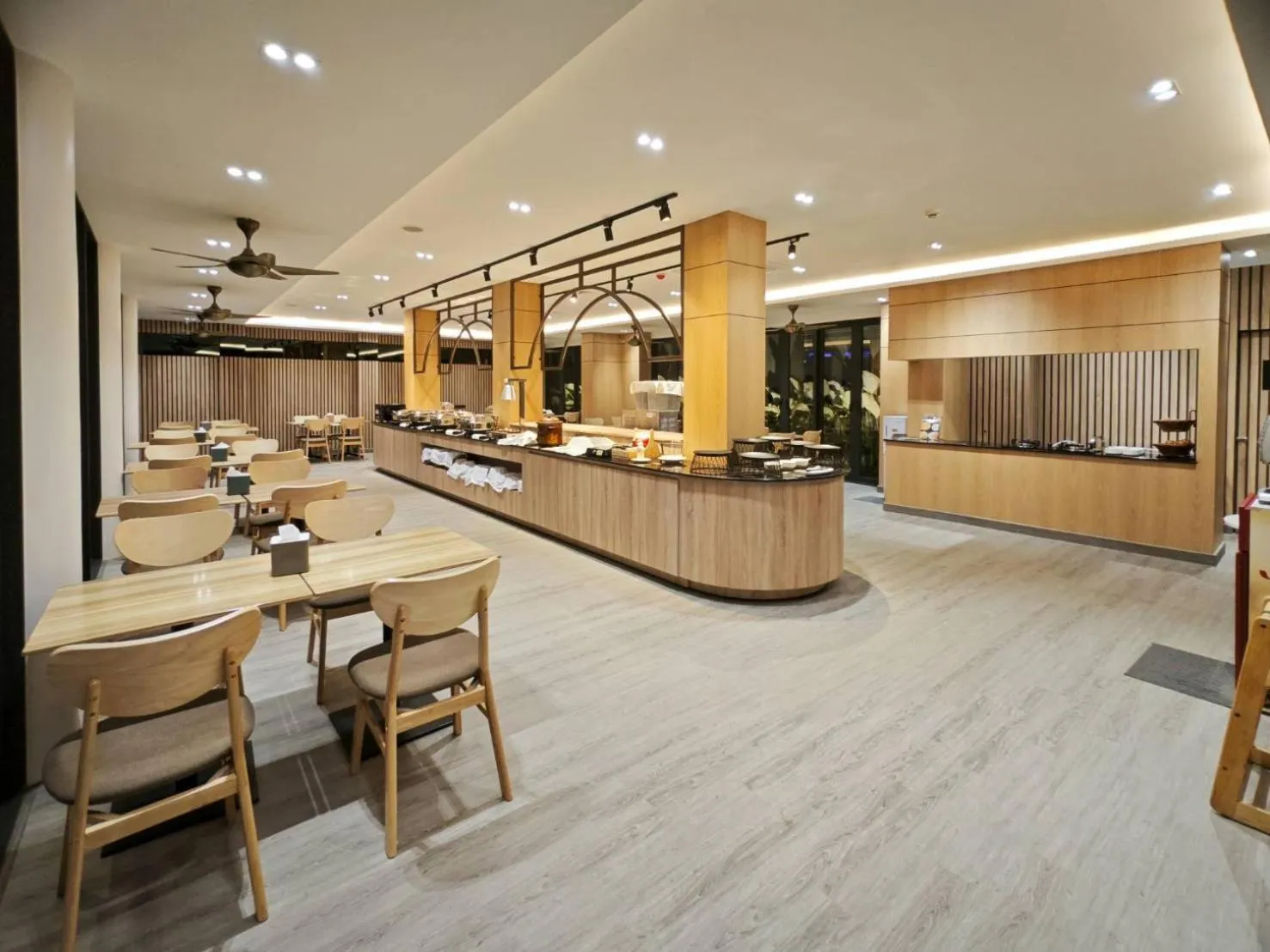 Restaurant/places to eat in Hi Chiangrai Hotel