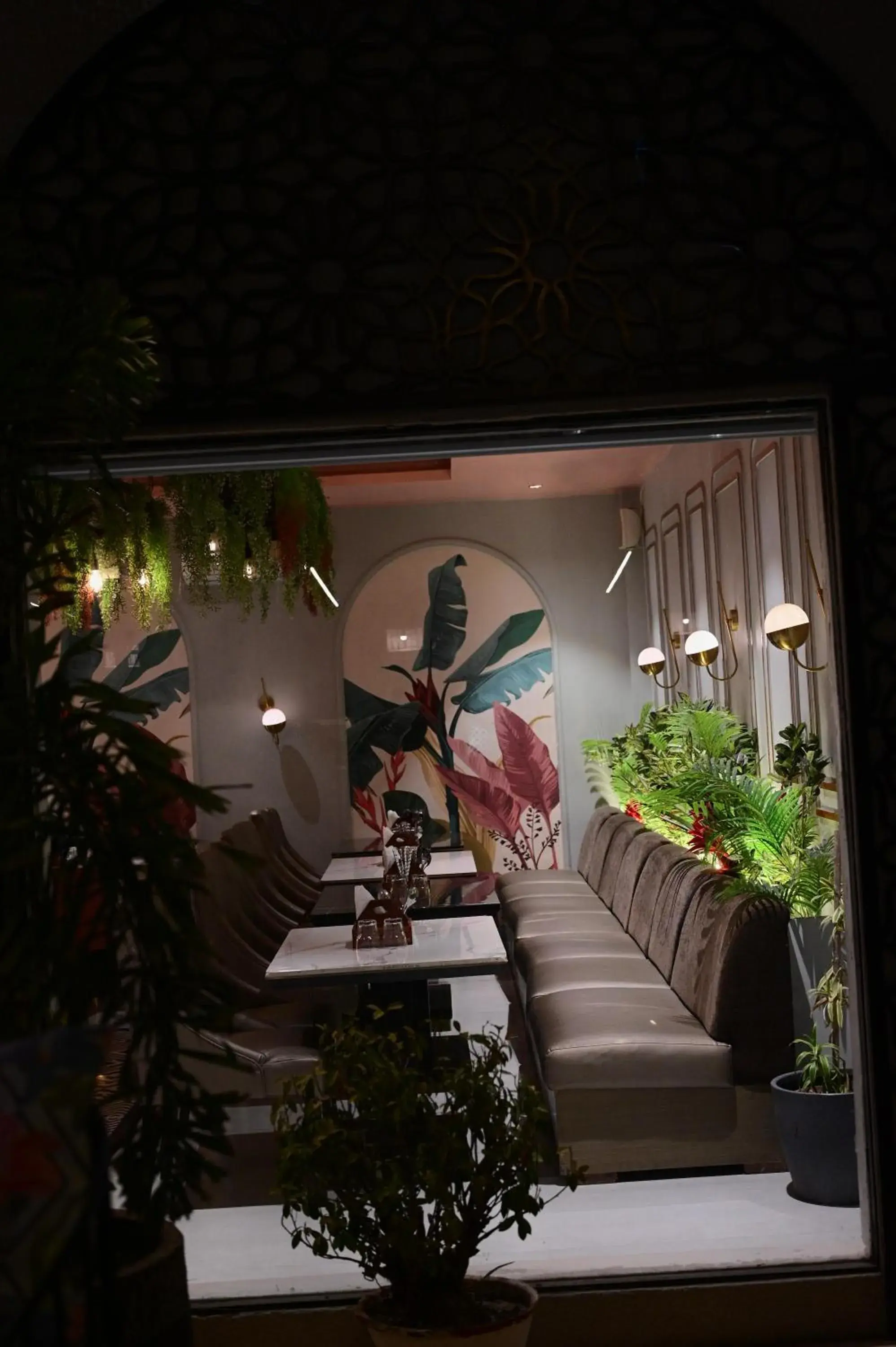 Restaurant/places to eat in The Ambassador - Hotel & Conference Center Restaurant/places to eat in The Ambassador - Hotel & Conference Center