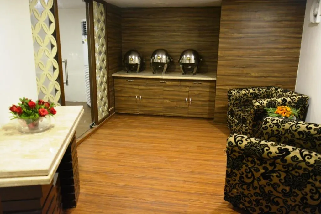 Seating area in The Ambassador - Hotel & Conference Center