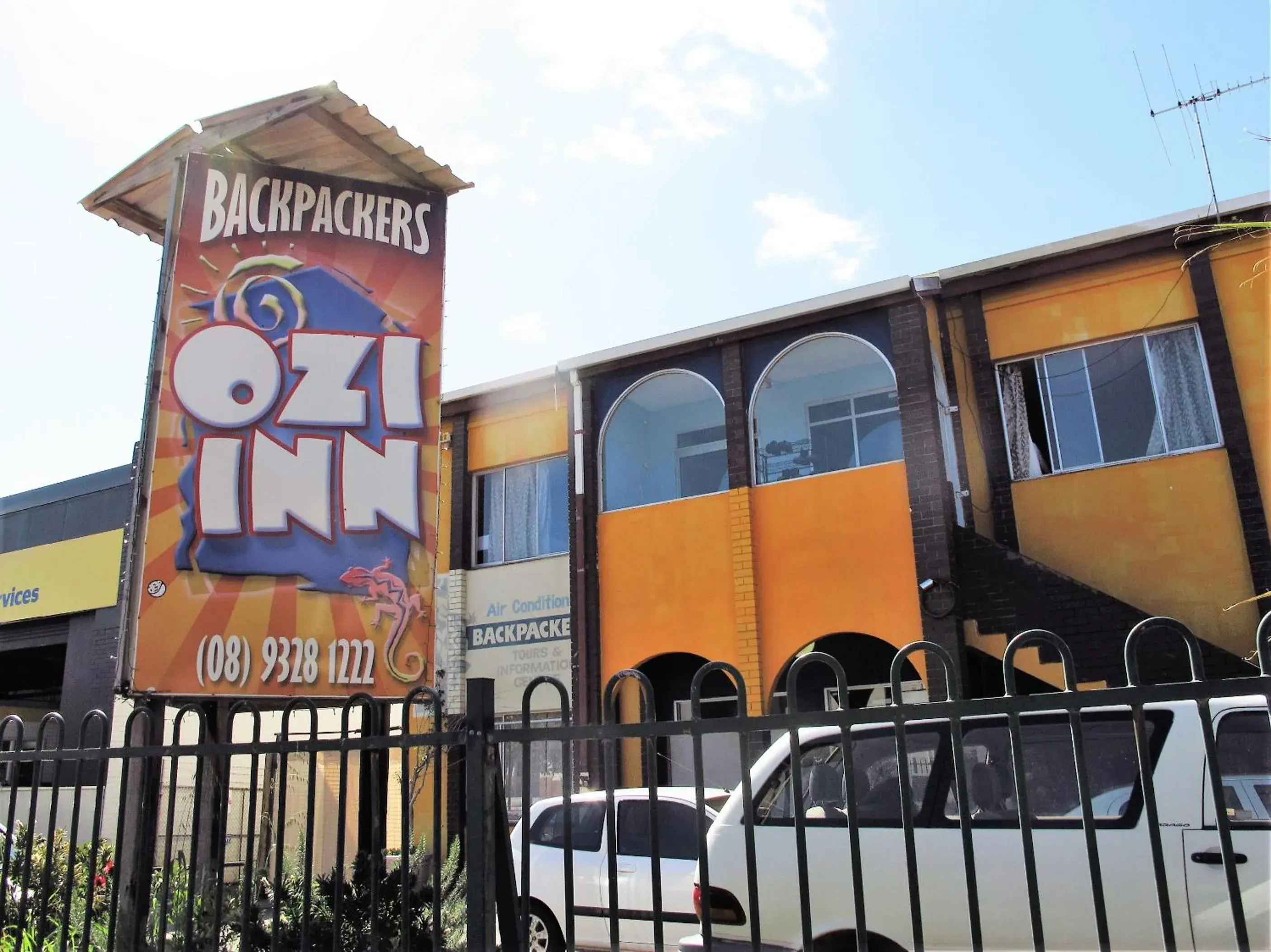 Ozi Inn Backpackers - Perth -Valid International Passport Required Ozi Inn Backpackers - Perth -Valid International Passport Required