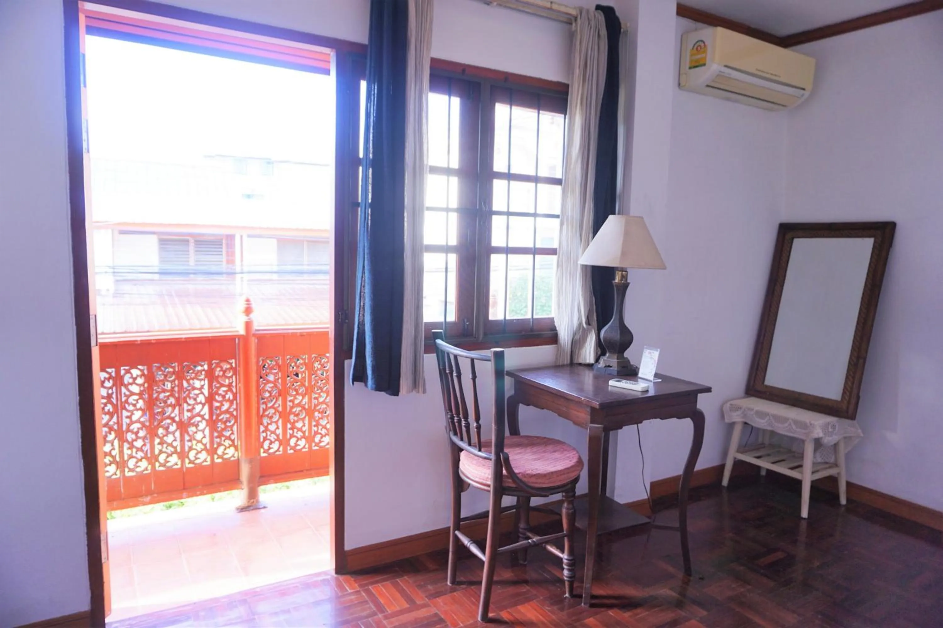 Bedroom in Tiptopthai House