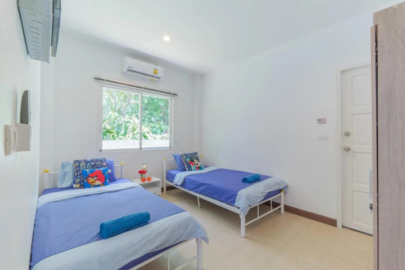 Bed in Chalong - 4 Bedroom Private Pool Villa - Phuket