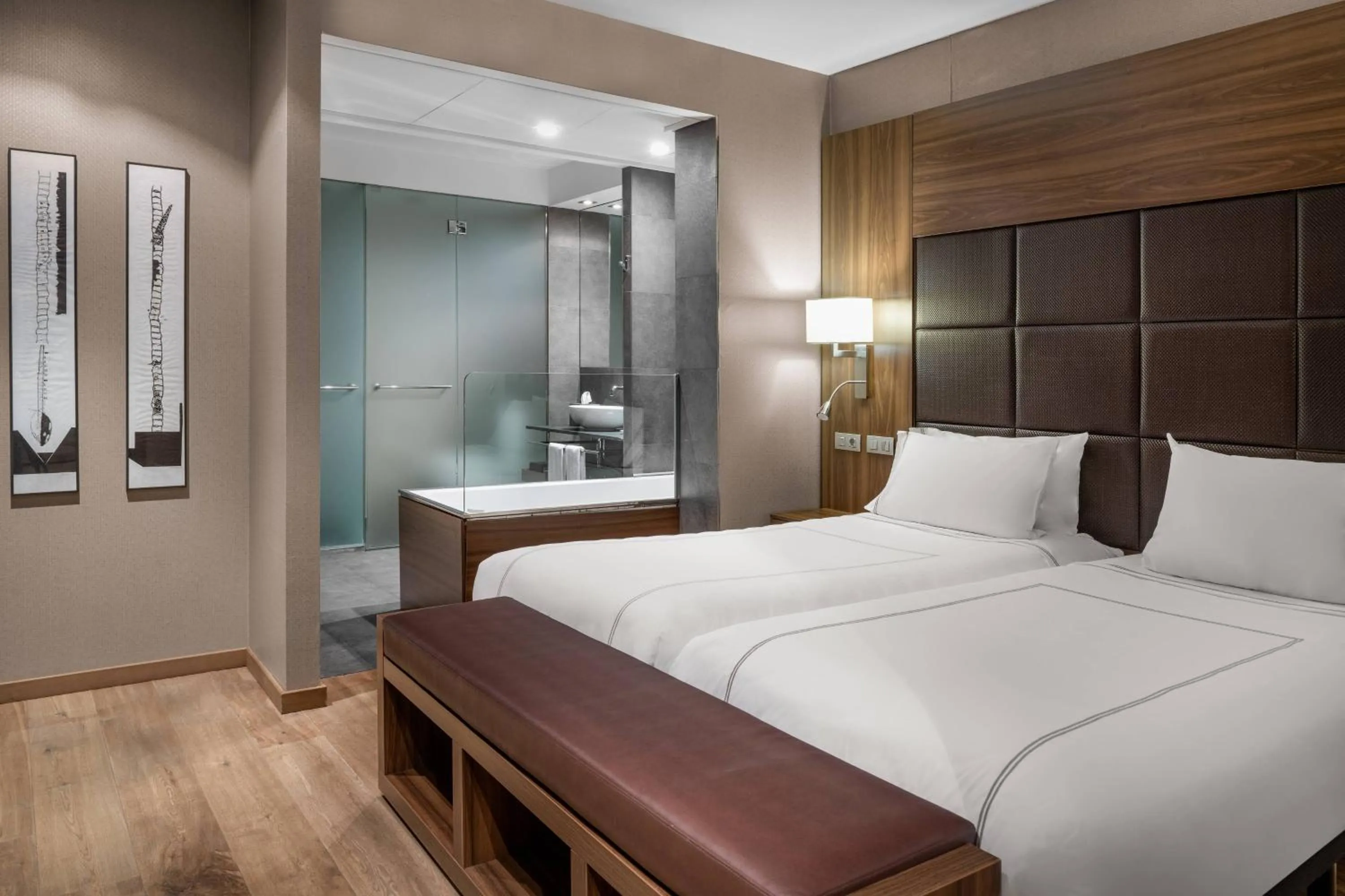 Bedroom, Bed in Hotel AC Baqueira Ski Resort, Autograph Collection