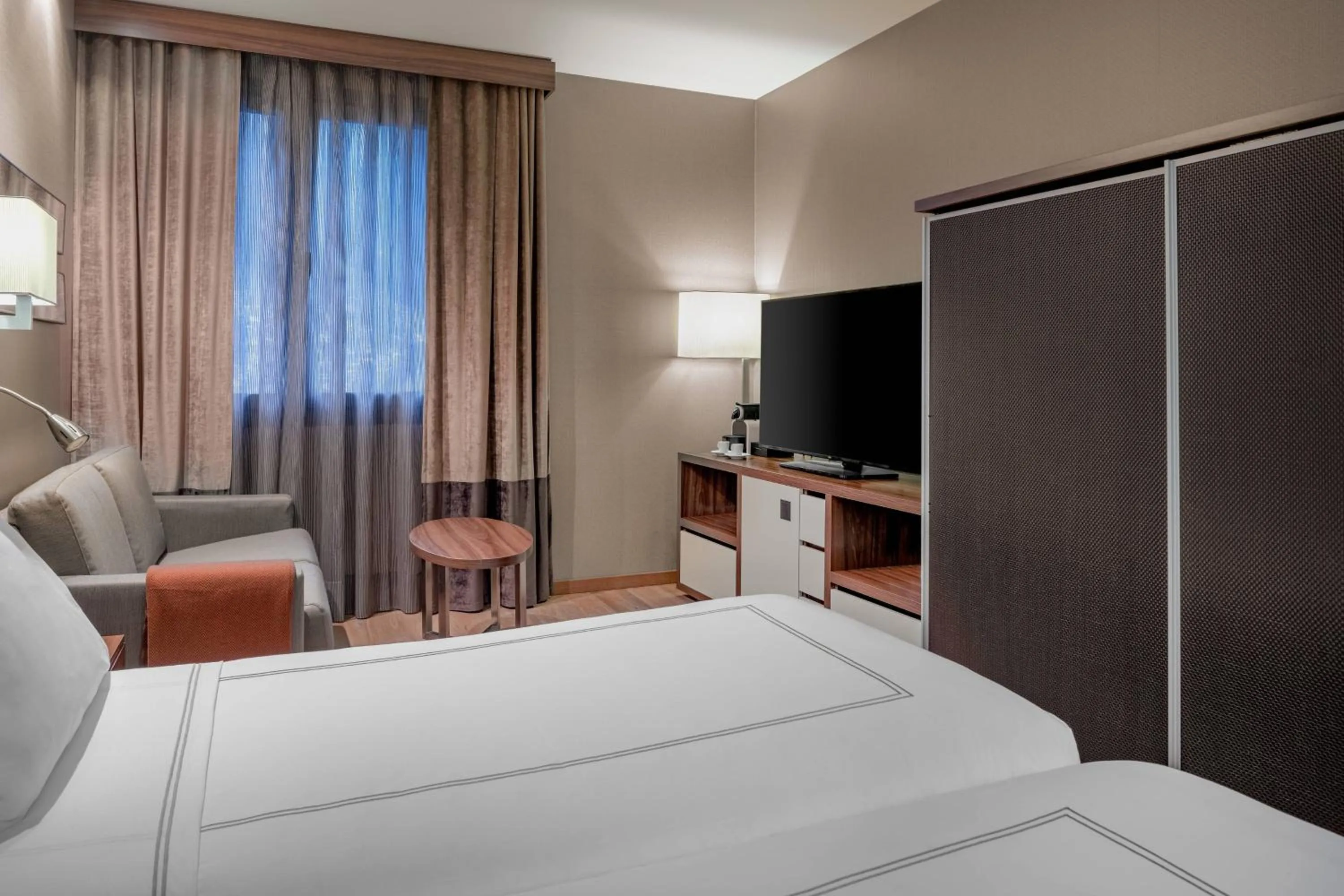 Photo of the whole room, Bed in Hotel AC Baqueira Ski Resort, Autograph Collection