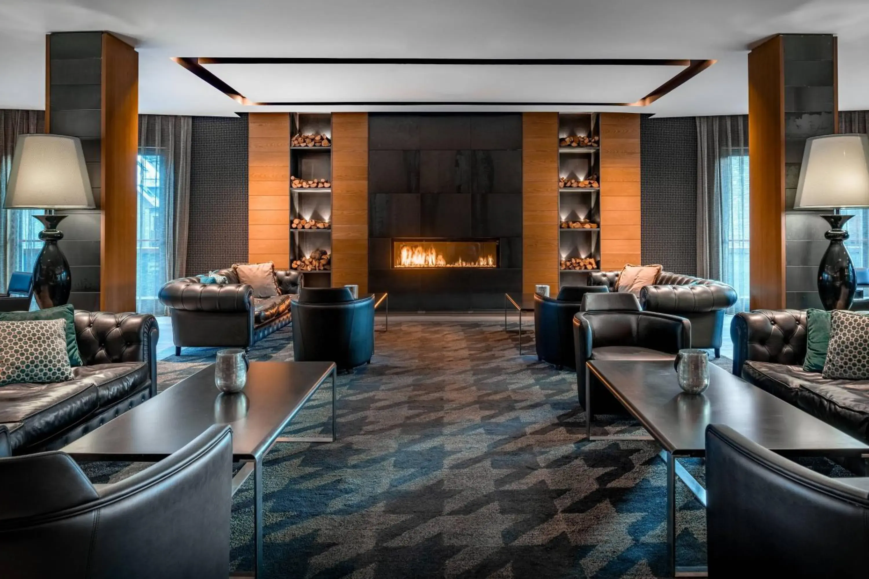 Lounge or bar in Hotel AC Baqueira Ski Resort, Autograph Collection Lounge or bar in Hotel AC Baqueira Ski Resort, Autograph Collection