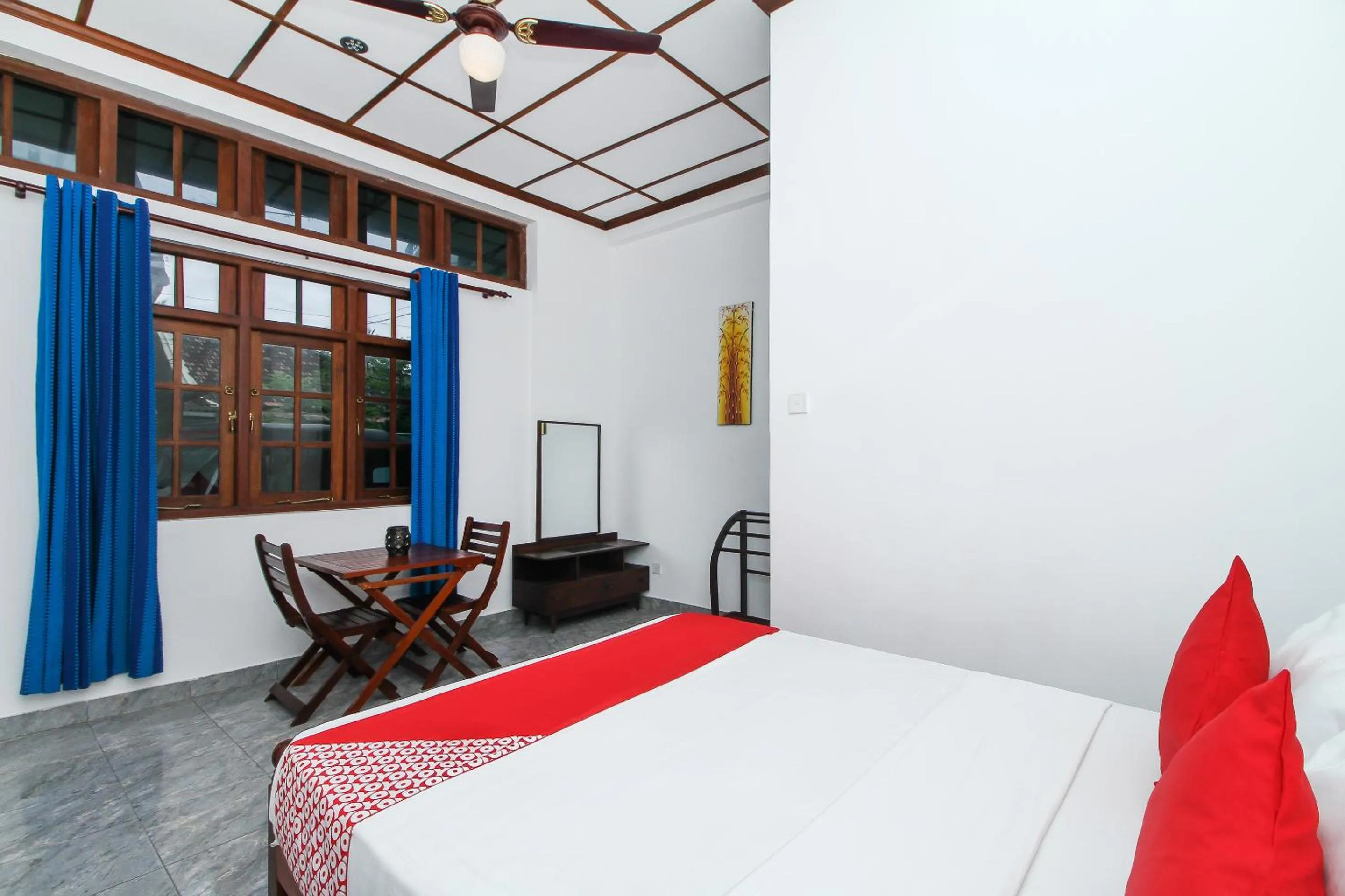 Leo's Home Stay