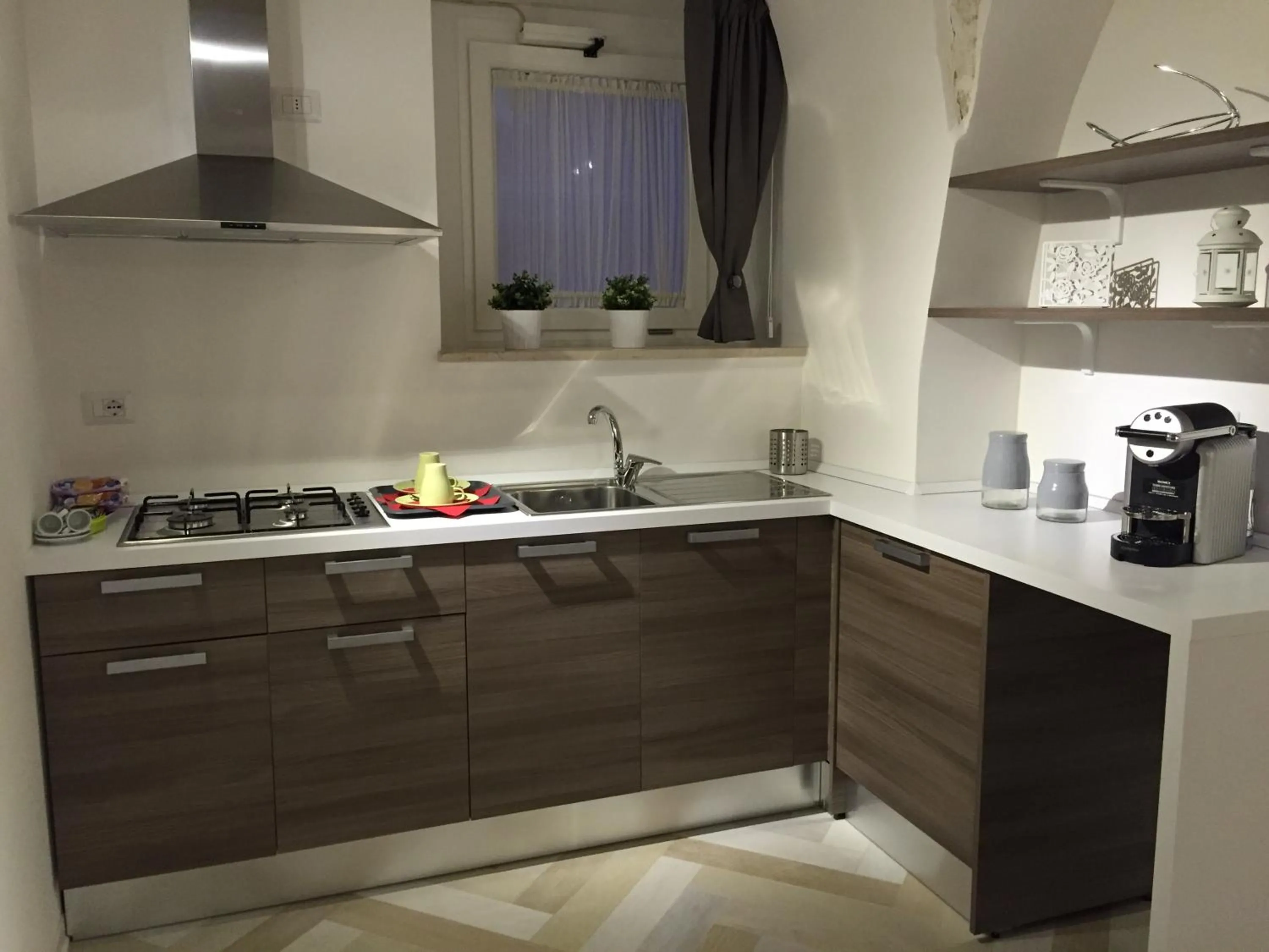Kitchen or kitchenette in B&B Marco Polo 16